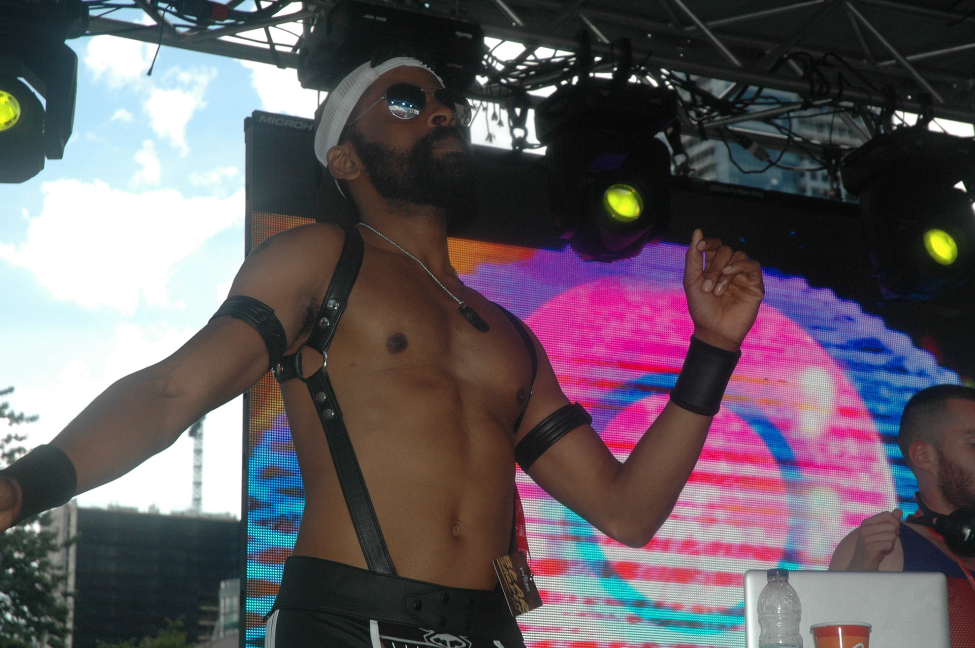 PrideTO_BearGarden_AndrewKaszowski_009