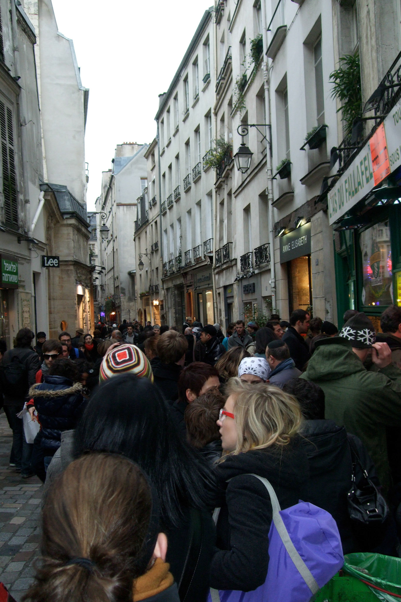 Our destination in the Jewish Quarter, Paris' best fallafel. With a line up like this, must be good!
