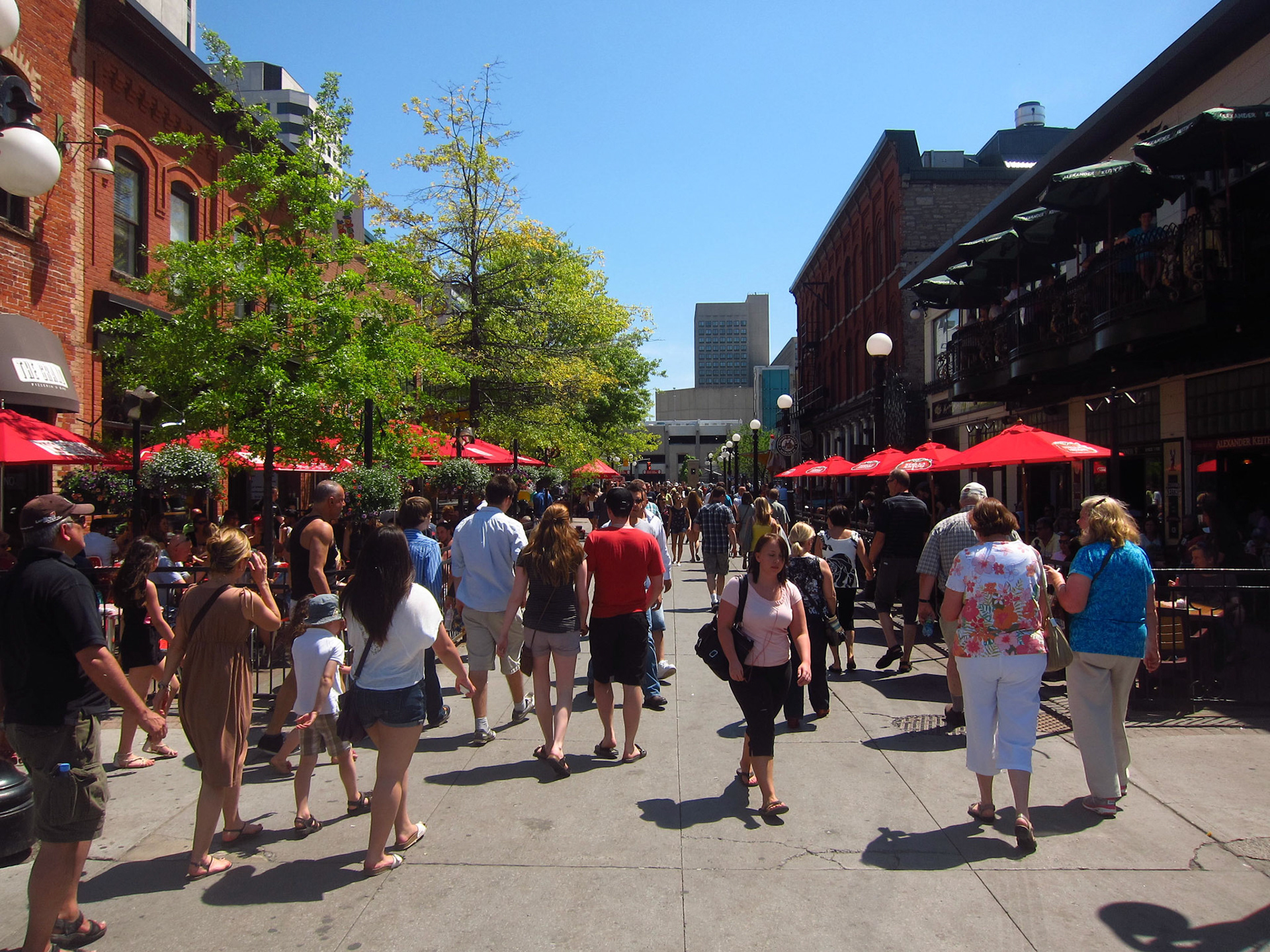 Perfect patio weather for the long weekend in Byward Market
