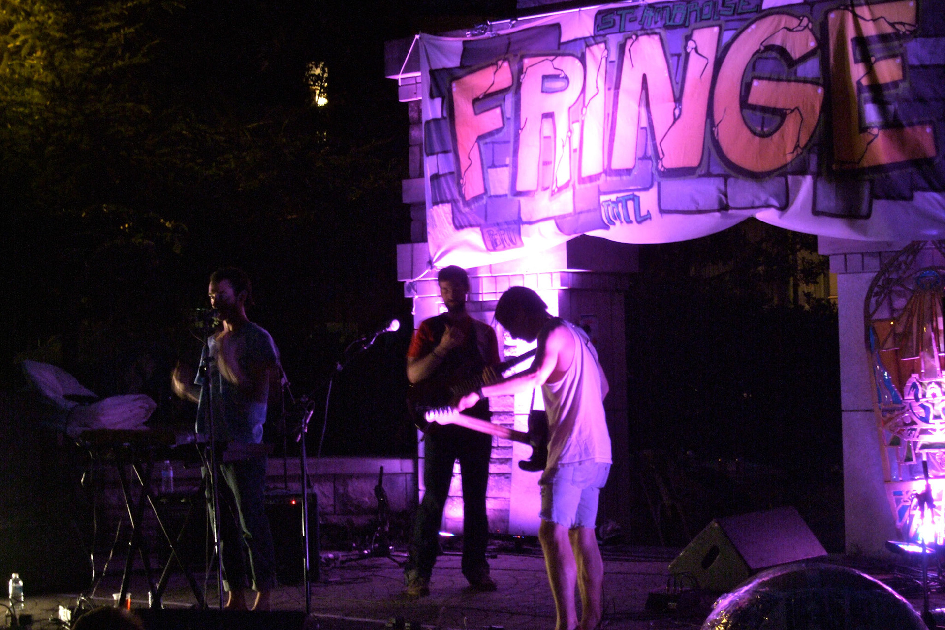A folk-electronic band plays at the Montreal Fringe Festival