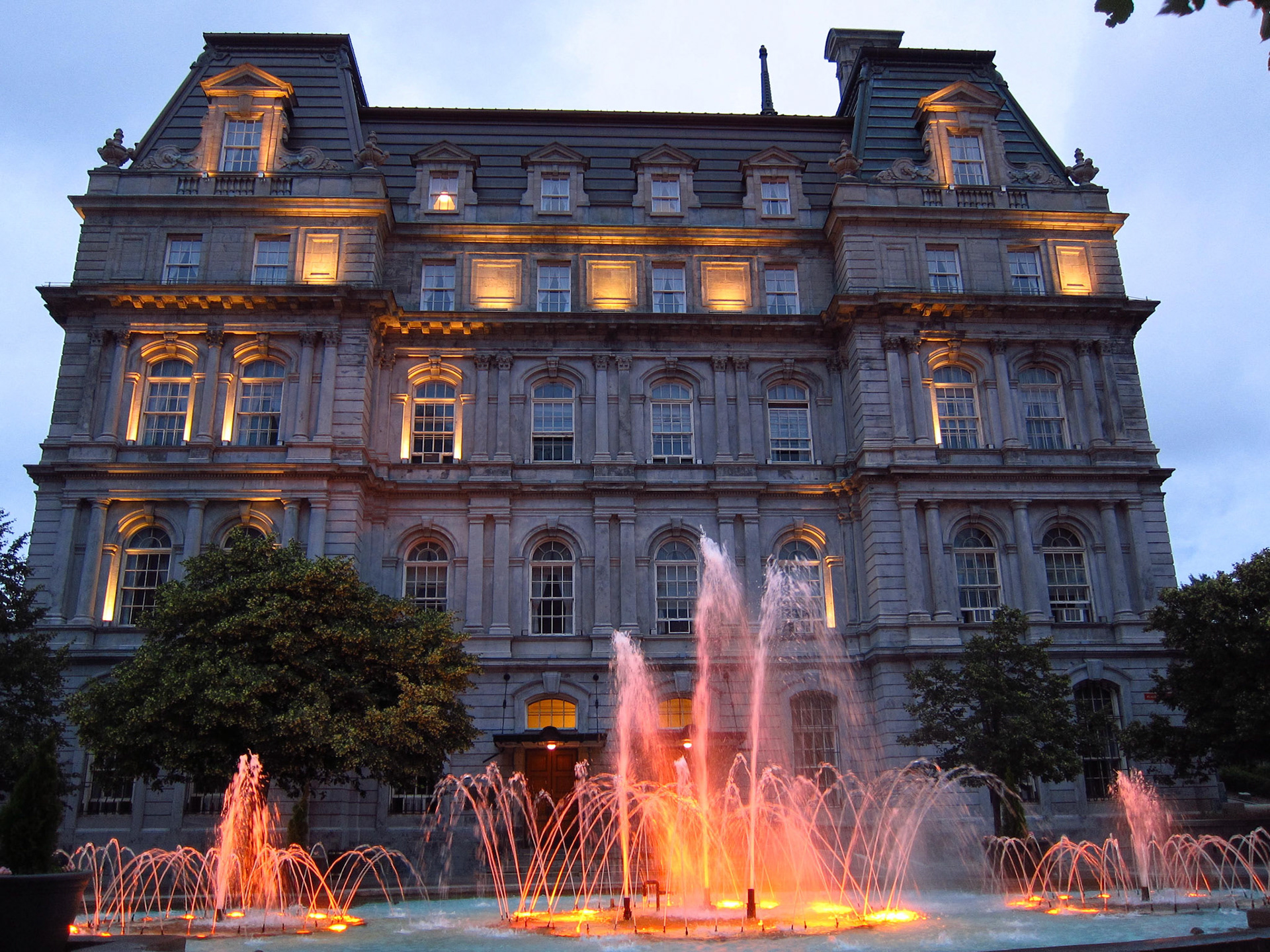Hôtel de Ville: Montreal's city hall