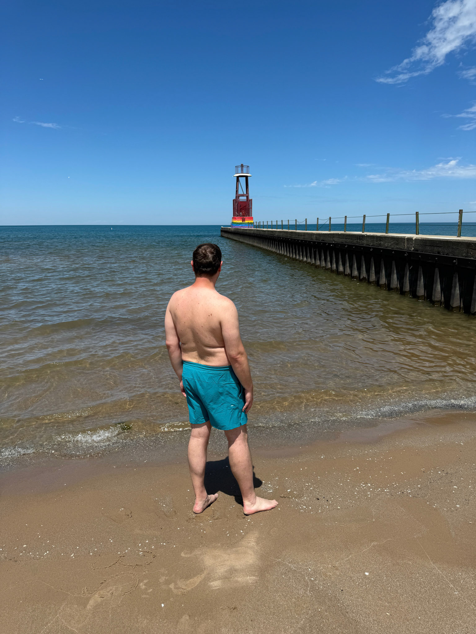 One final sight that I just had to fit in before catching my train home from Chicago - the iconic Hollywood Gay Beach with its rainbow lighthouse