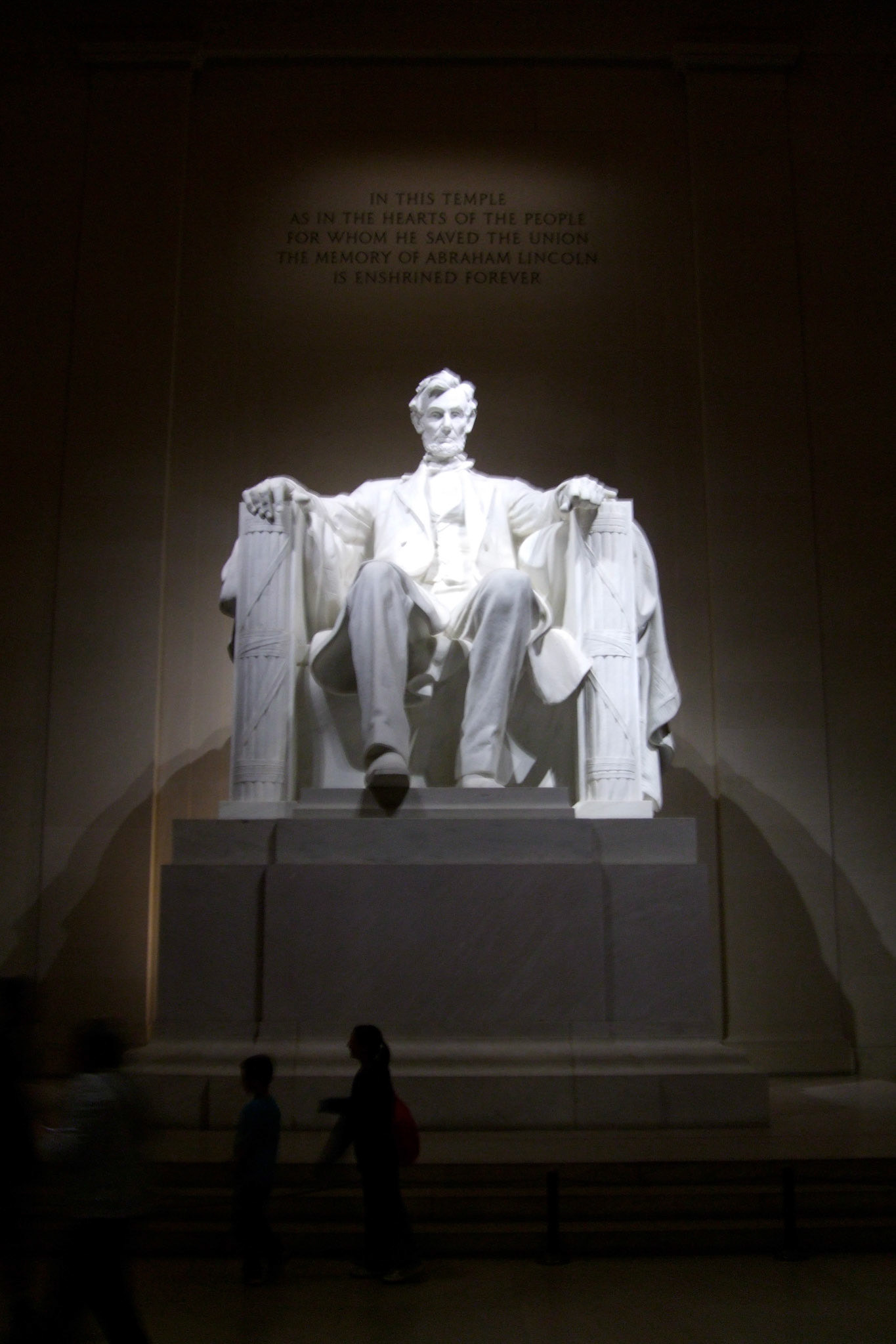 Abraham Lincoln - an impressive statue