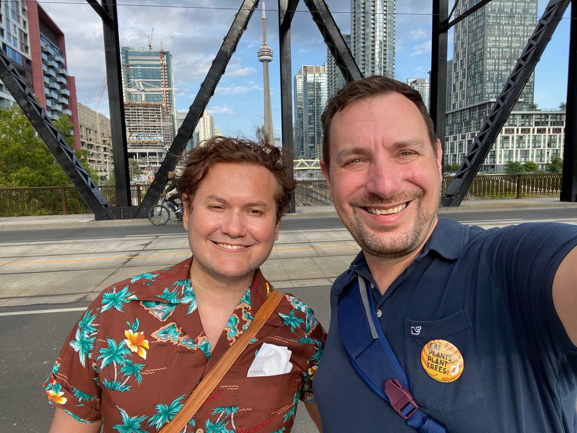 An absolutely aweome beautiful day in Toronto exploring the city