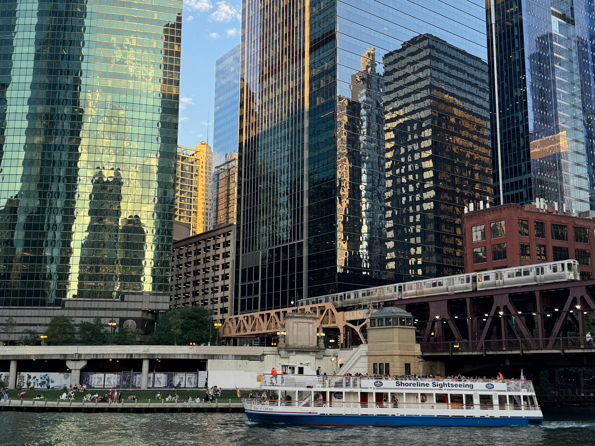 Here you can see the L-train, Chicago's above-ground elevated metro line