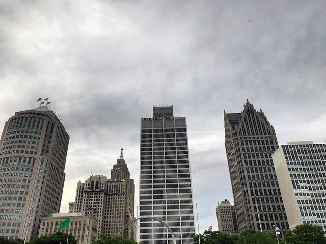 Urban architecture and pride! 🌈 Thank you Detroit for the time of my life today!