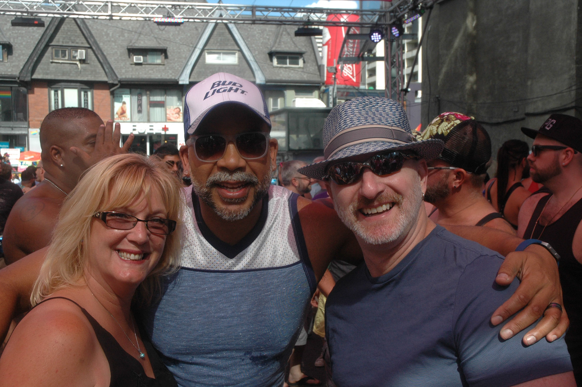 PrideTO_BearGarden_AndrewKaszowski_061