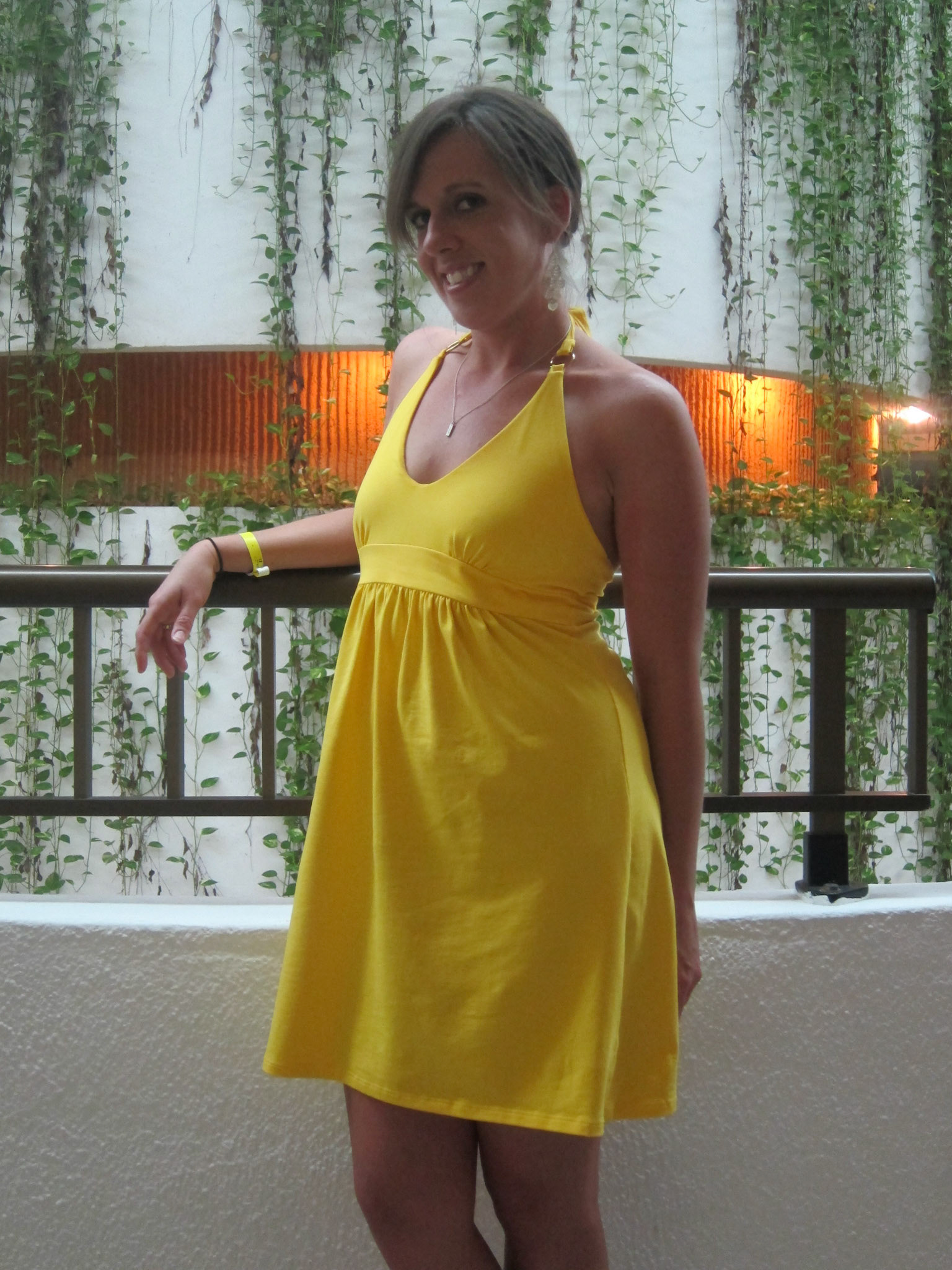 Kelly in a cute yellow dress before dinner