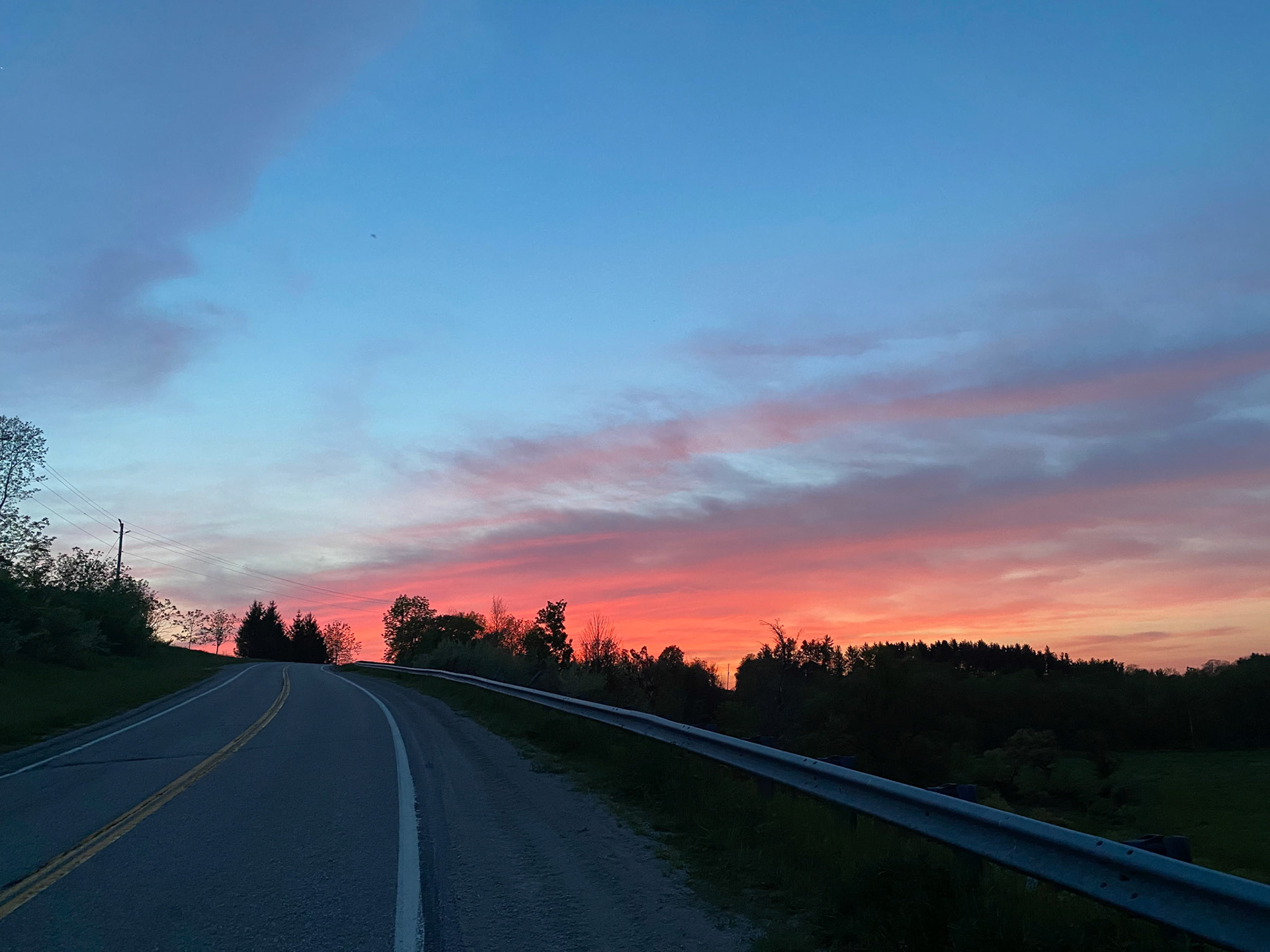 Visiting with Emerson at Laurence's B&amp;B in Iona