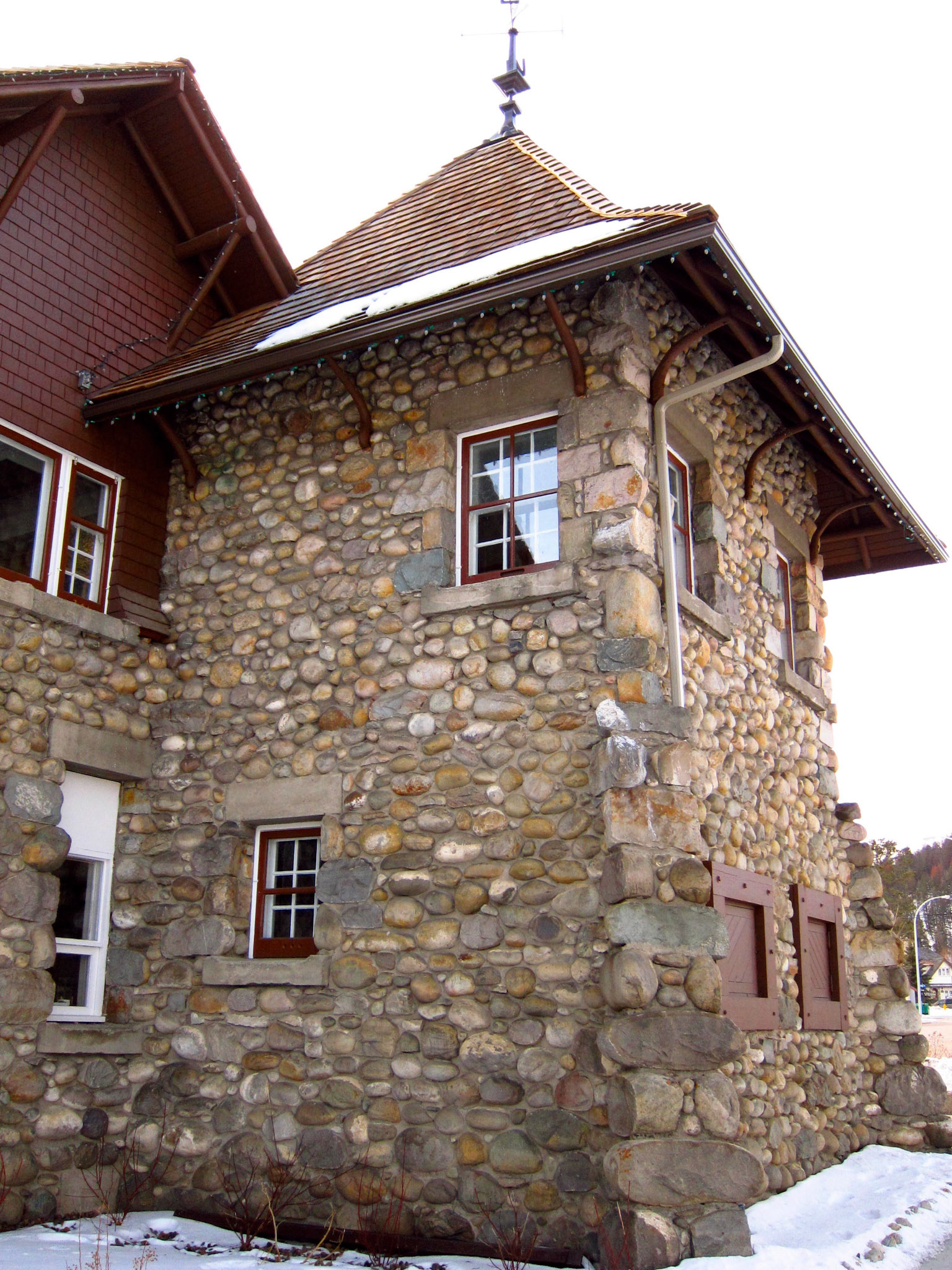 The stone and timber historic Jasper National Park info centre
