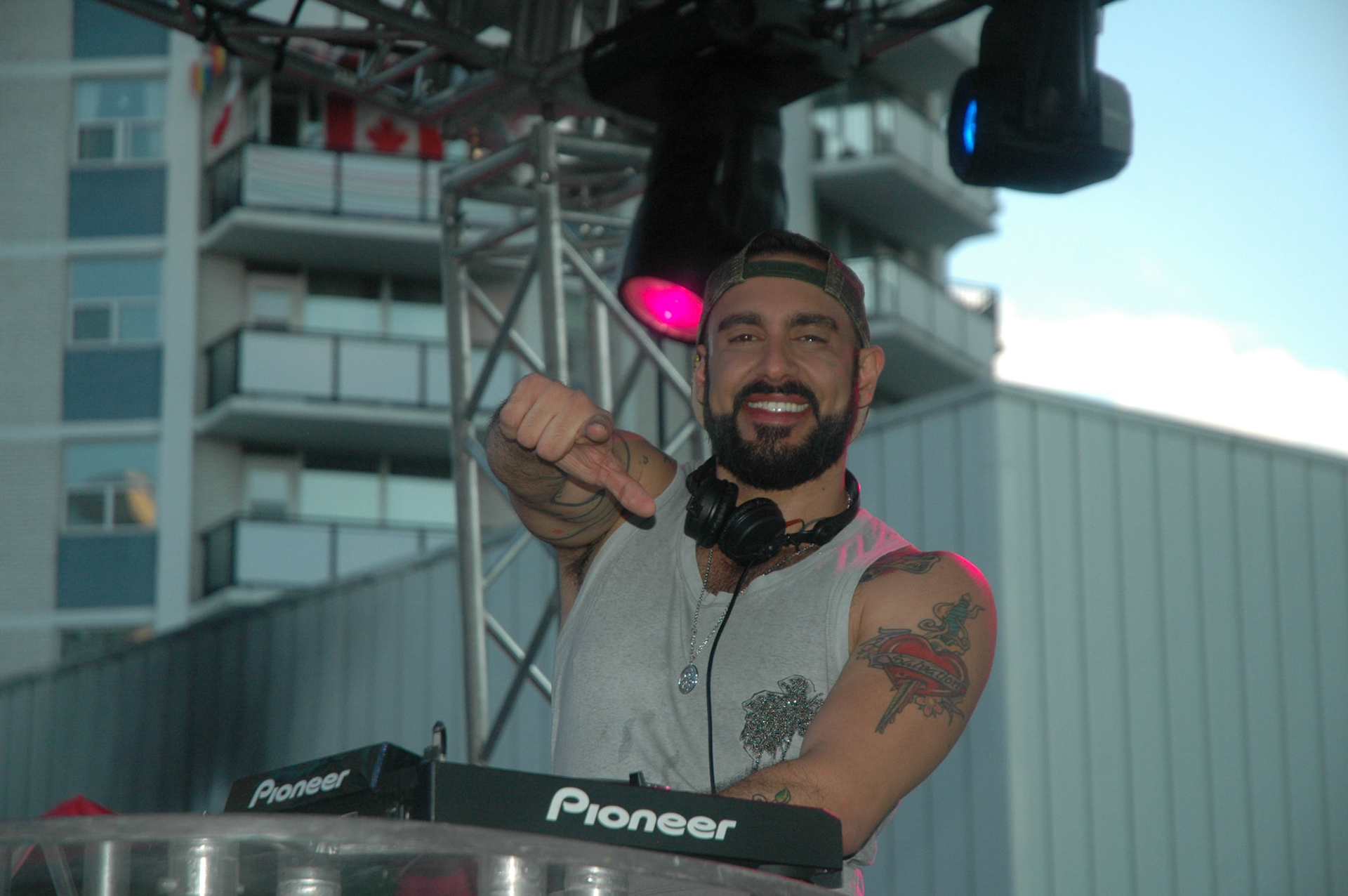 PrideTO_BearGarden_AndrewKaszowski_177