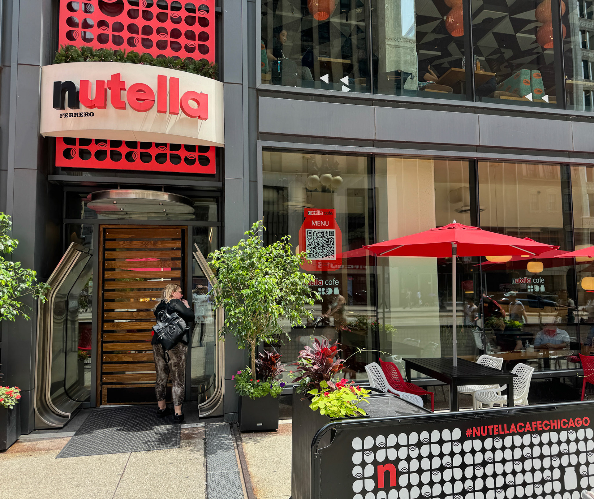 Chicago has a Nutella Cafe!