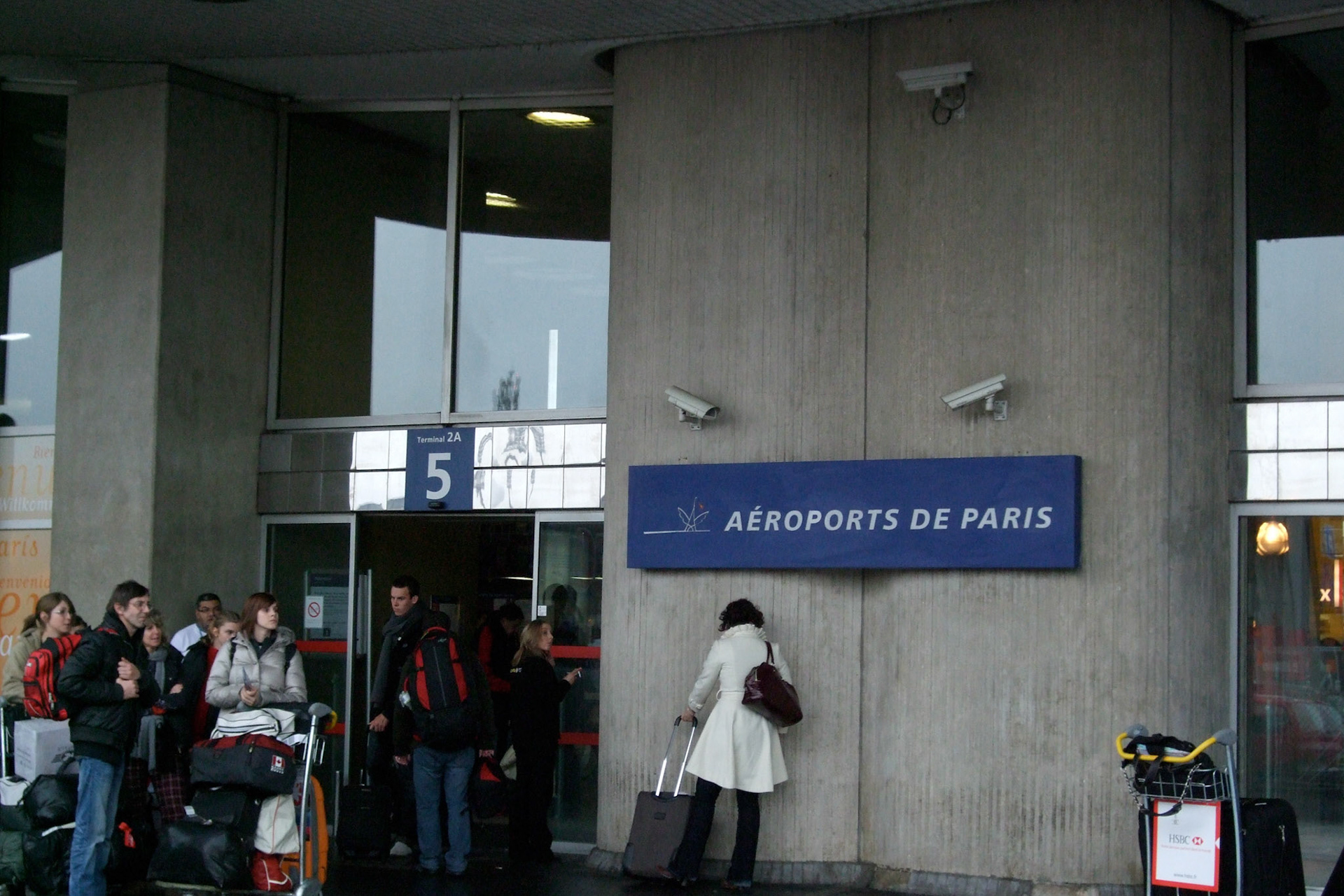 Completely refreshed from the luxurious flight, Matt and I arrived in Paris. Matt went off to stay with his brother's sister-in-law who lives in Paris