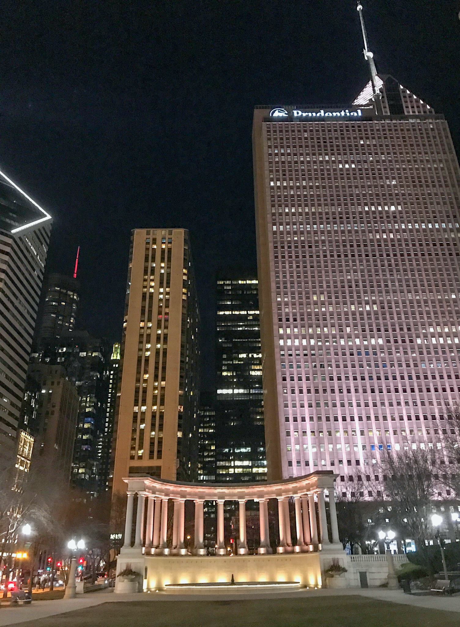 Downtown Chicago by night