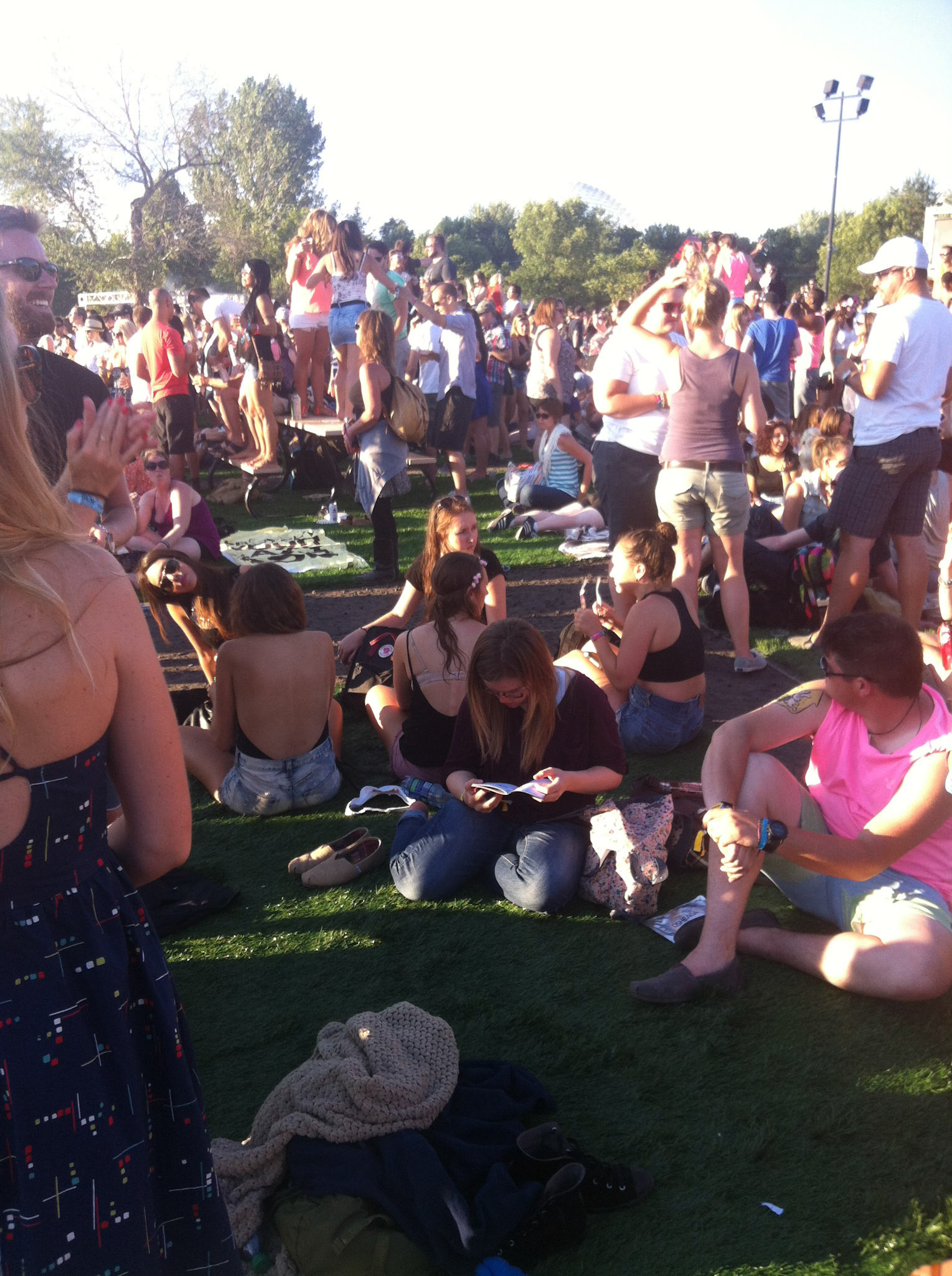 They have these nifty patches of astro turf to sit on