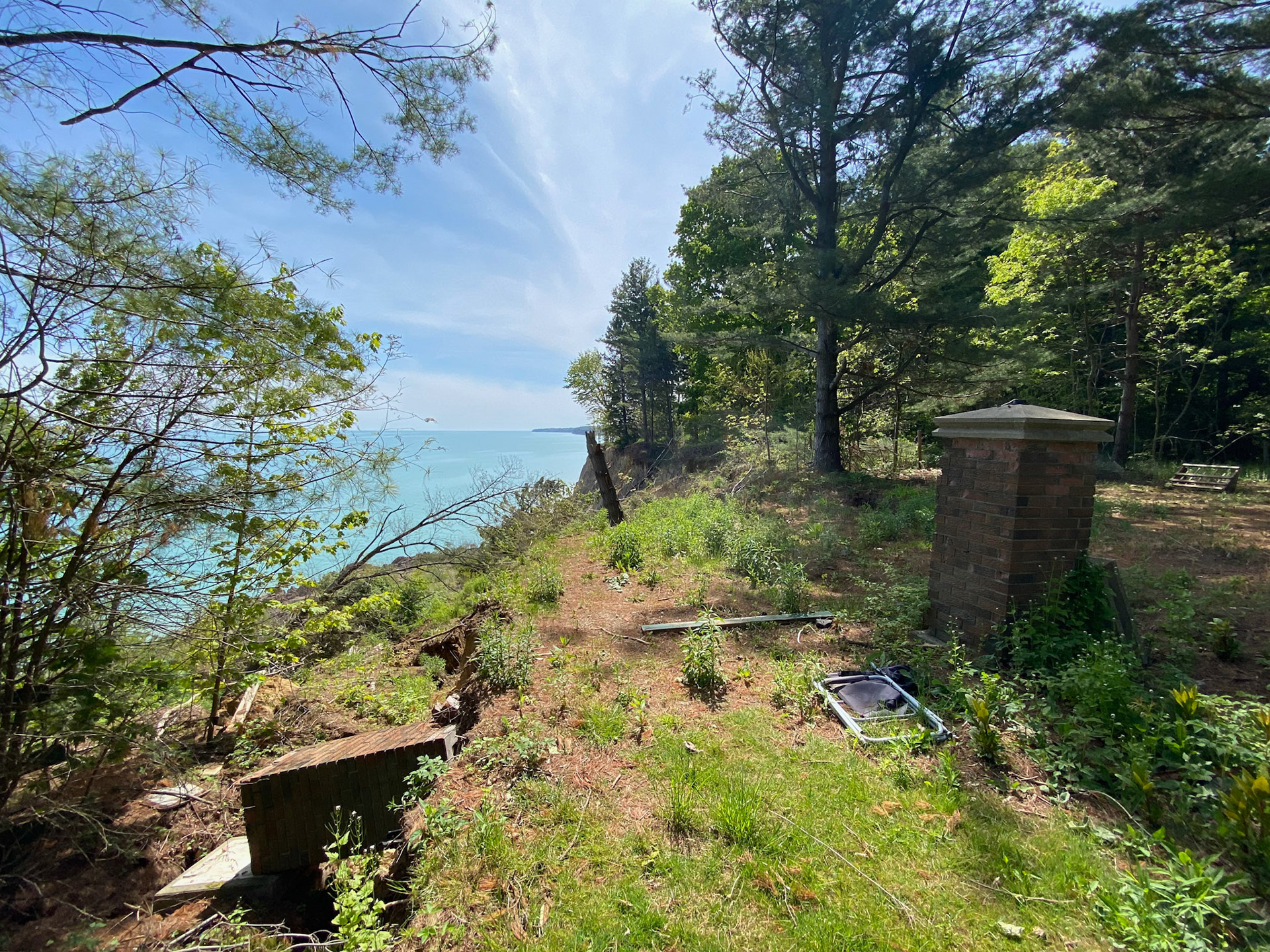 Emerson and I viewed the cliff overlooking Lake Erie in Iona