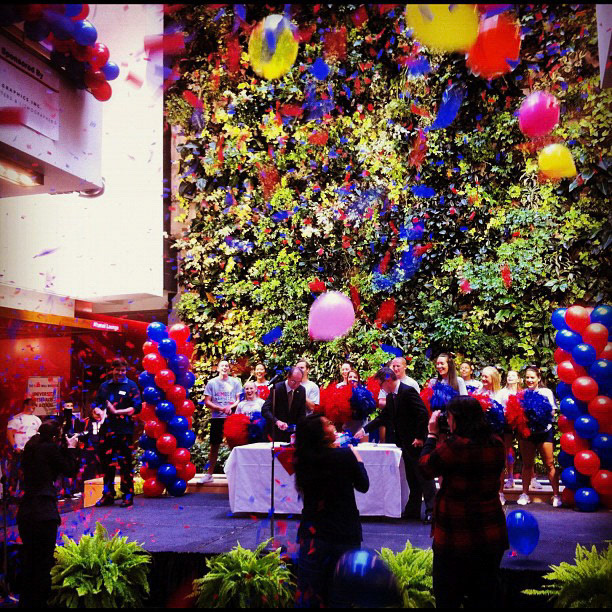 It's great being a @GHalumni when you see it's better than when you left! Happy 10yrs University of Guelph-Humber! #gh10