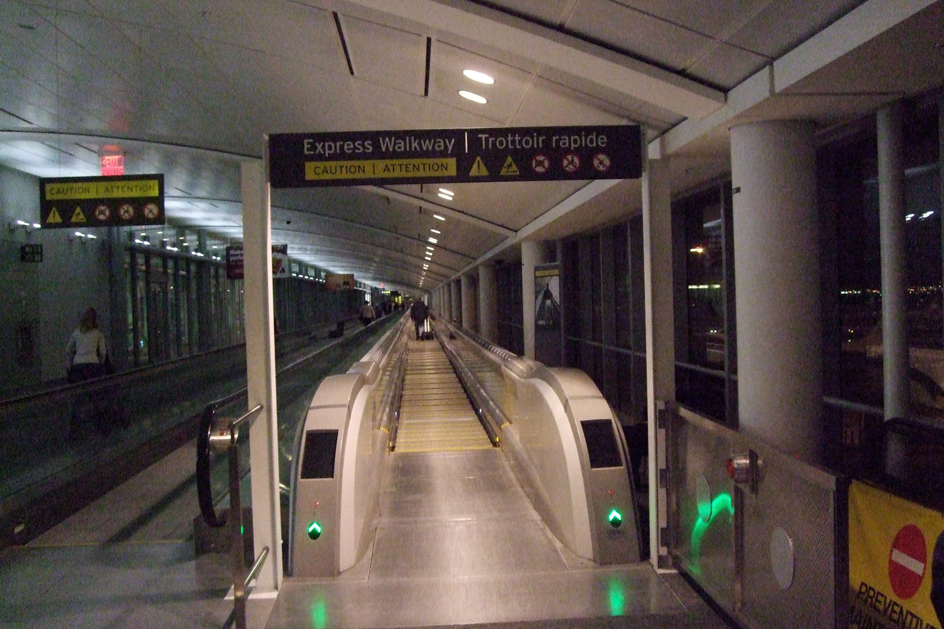 As if we were space travelling to our adventure, they have this futuristic-looking "Express" Walkway to the international pier at Person Airport
