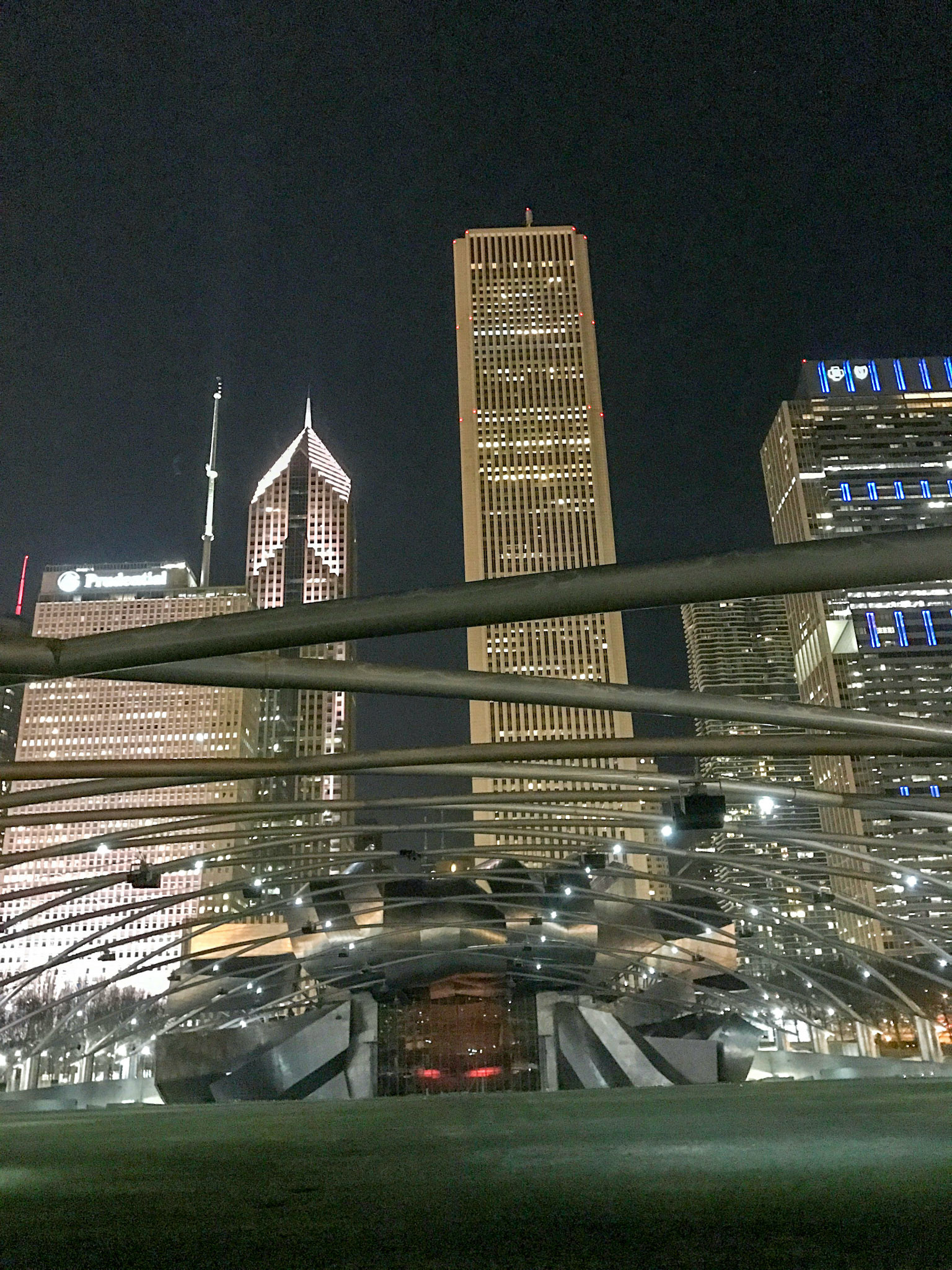 Downtown Chicago by night