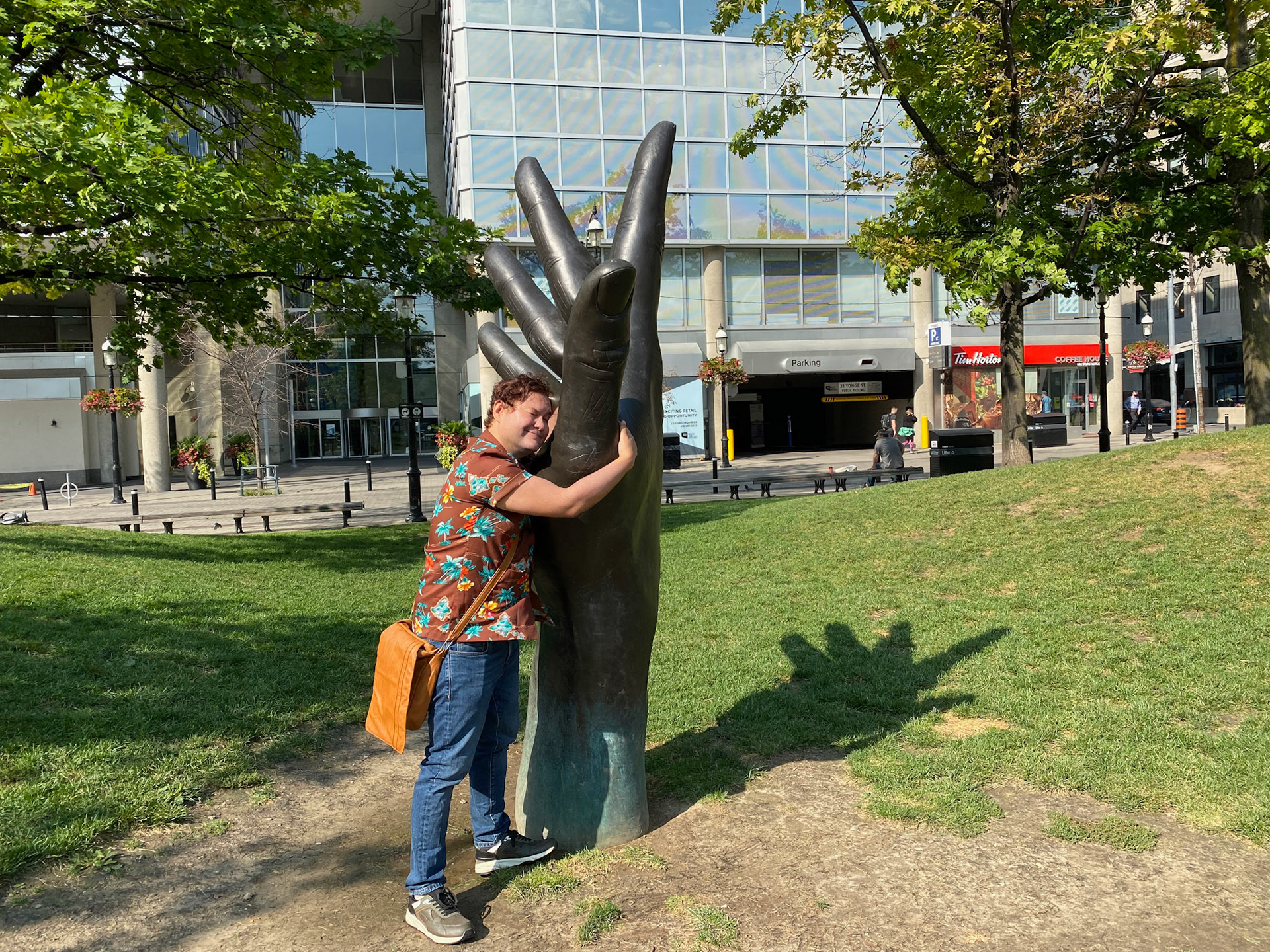 An absolutely aweome beautiful day in Toronto exploring the city