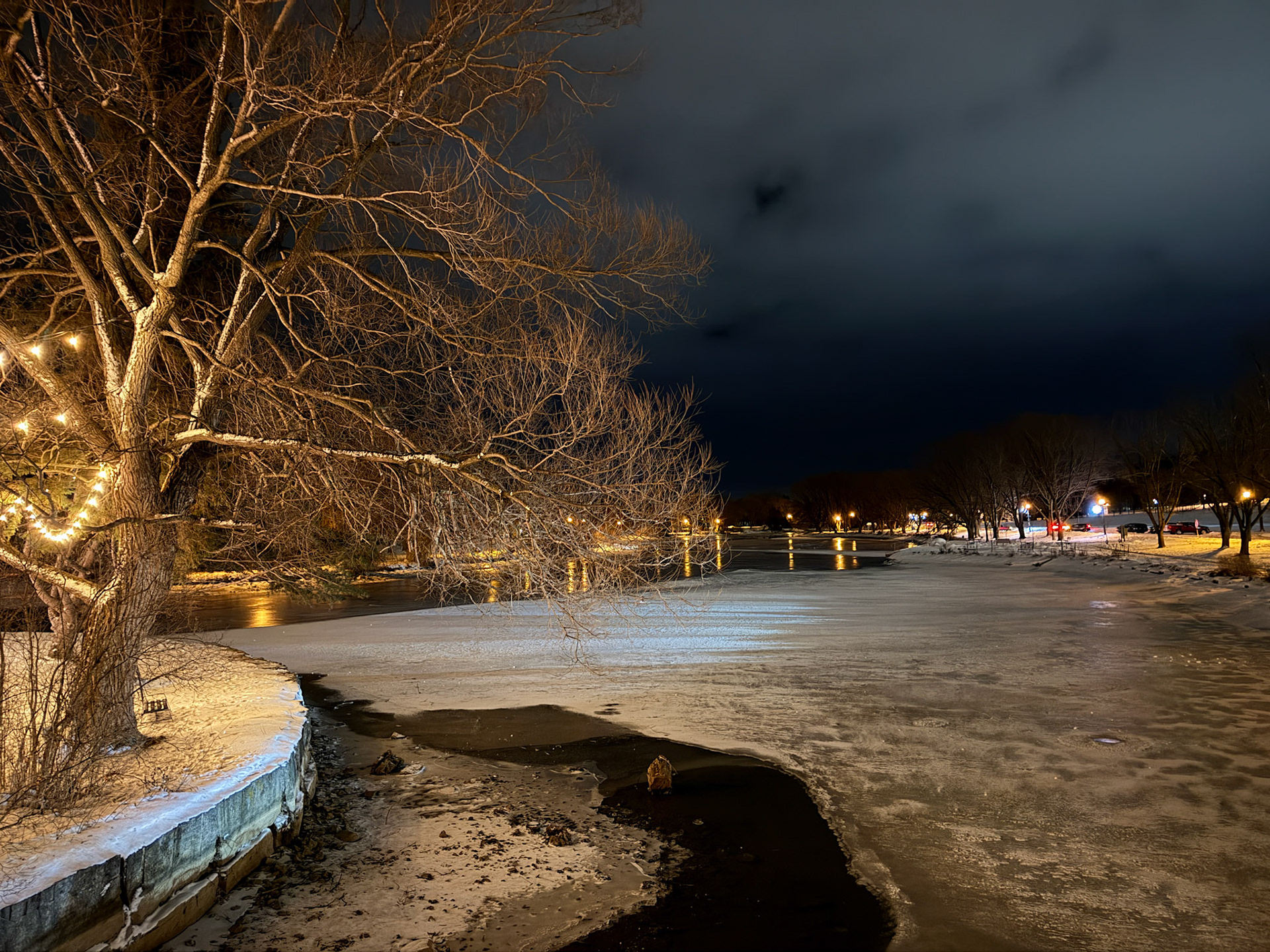 We headed to Tom Patterson Island to check out more lights