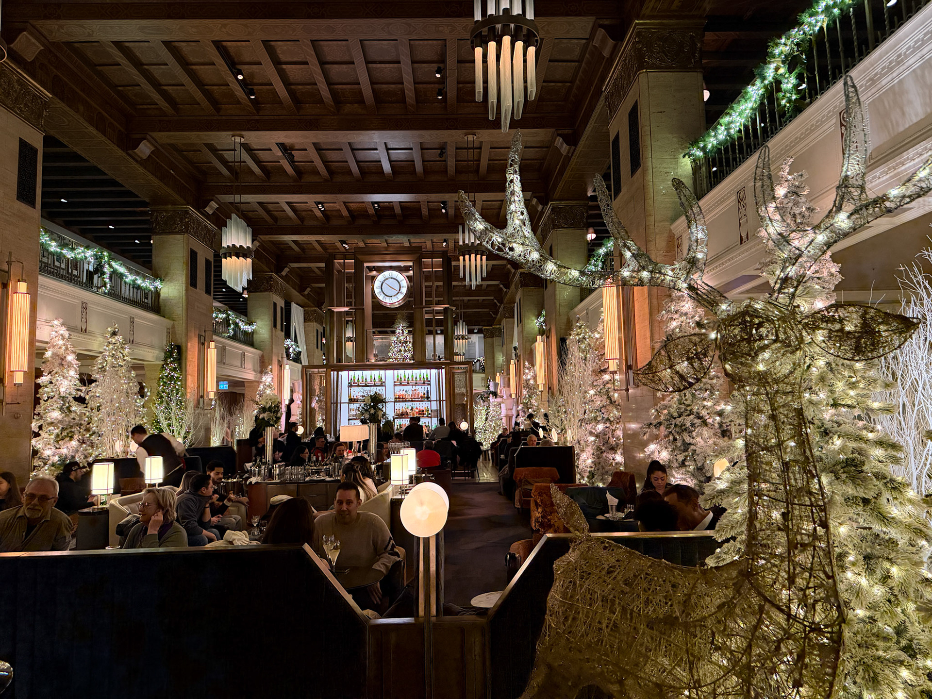Royal York Lobby - Dec 29, 2025