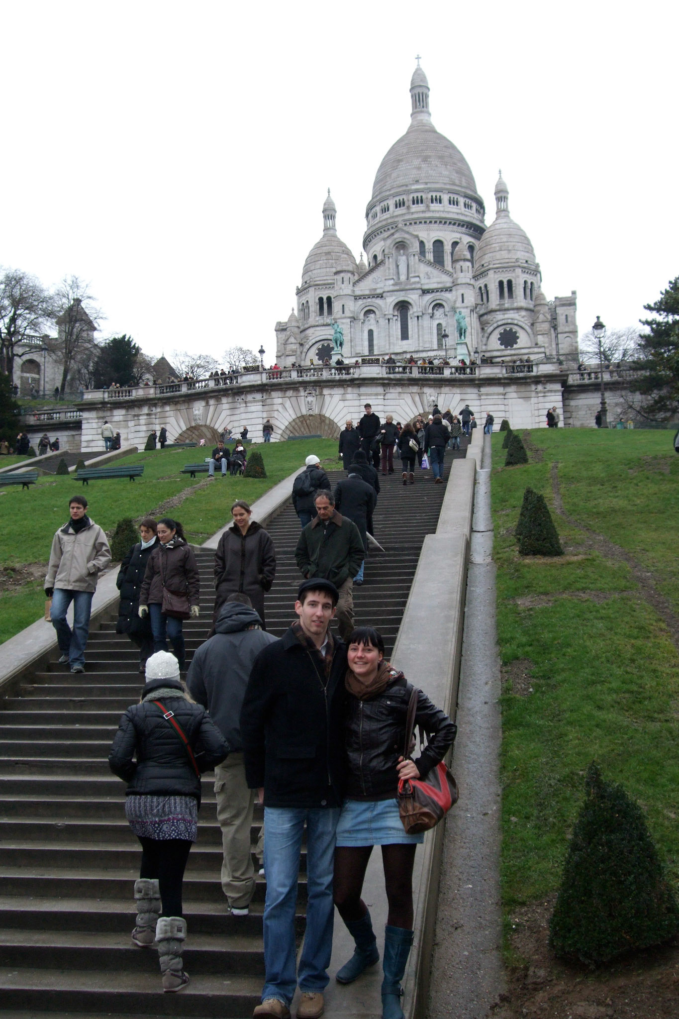 Matt and Tamara at the steps to Sacre Coeur