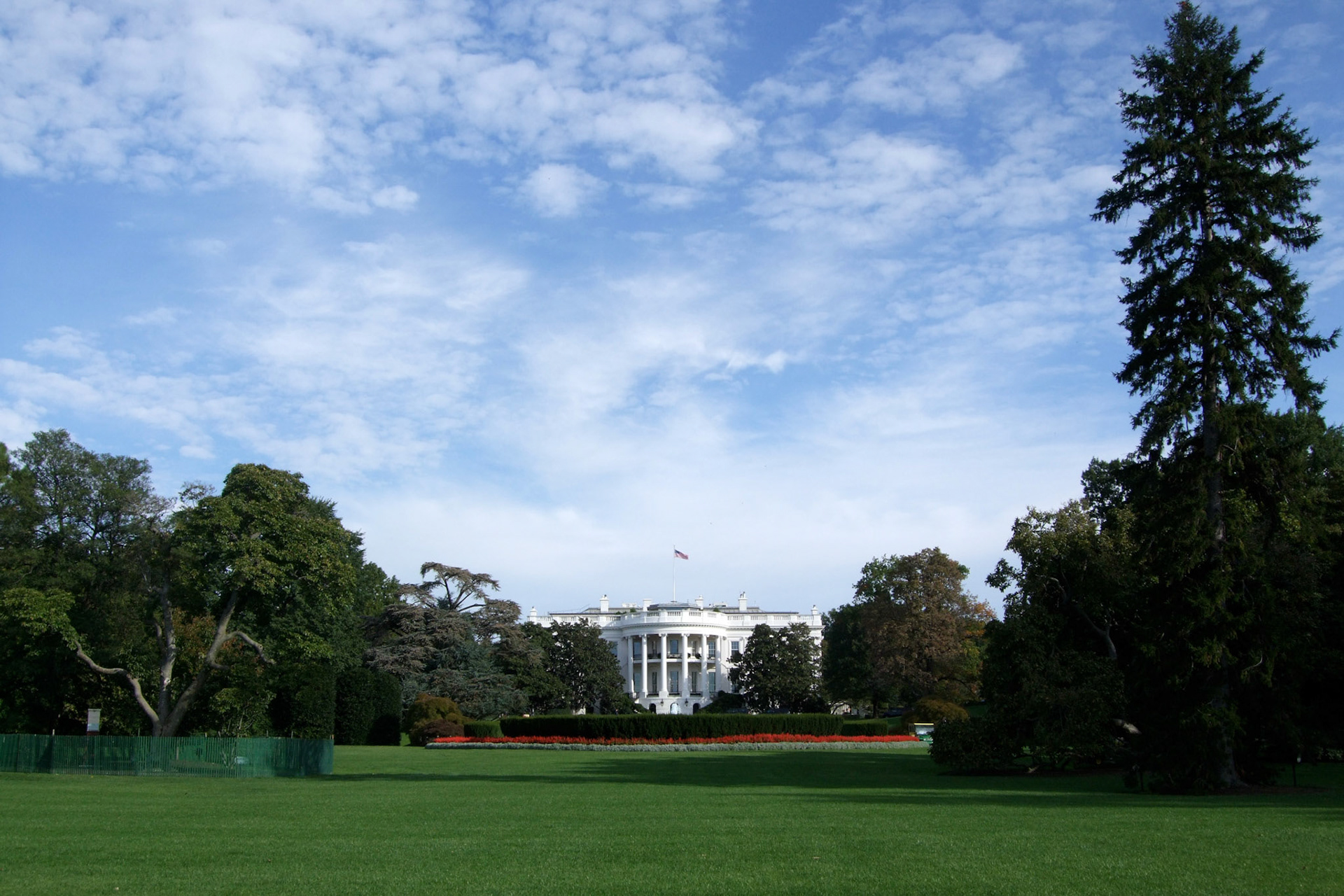 Final day in DC - early morning exploring before my flight home. The rear of the White House