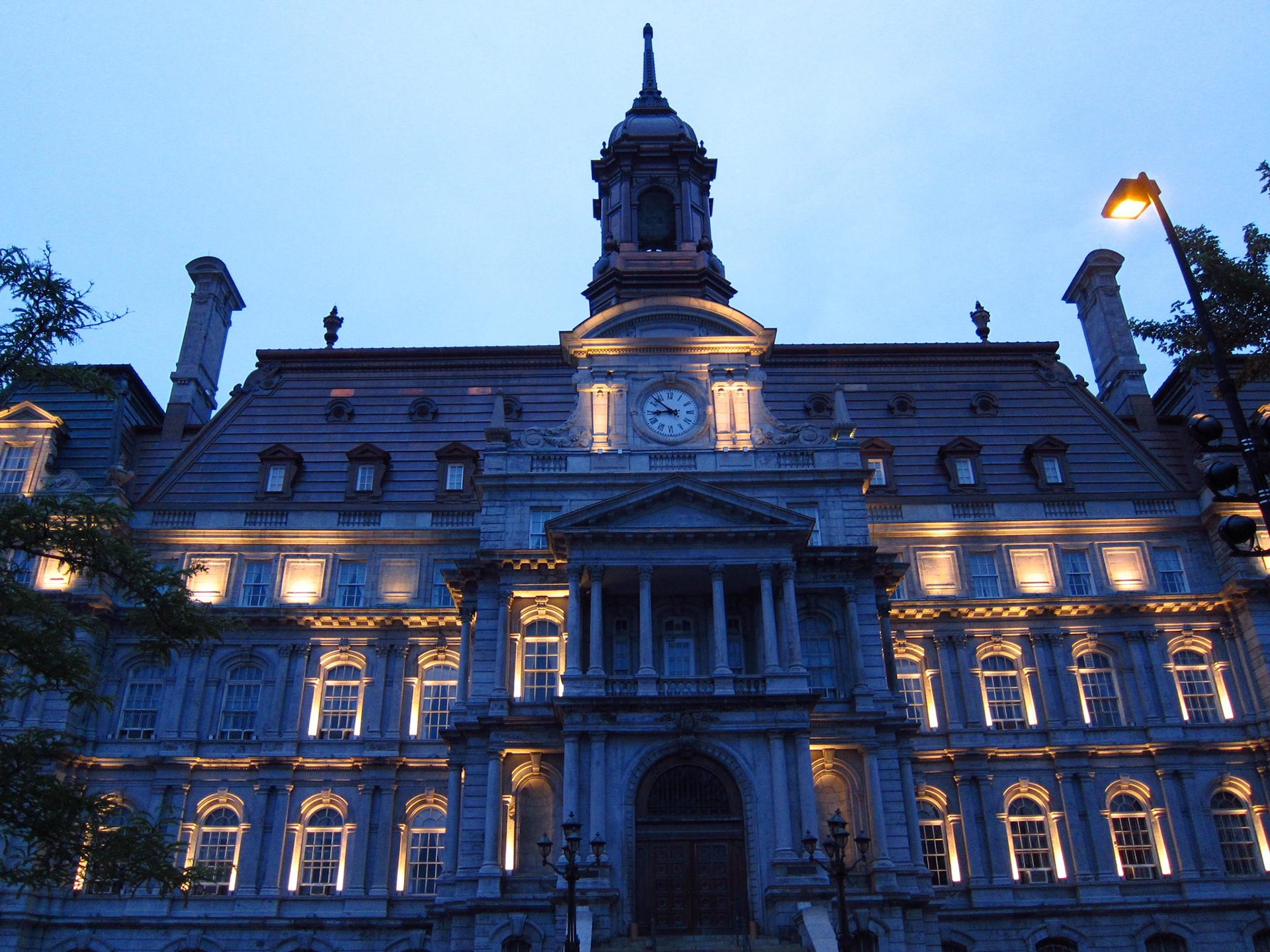 Hôtel de Ville: Montreal's city hall