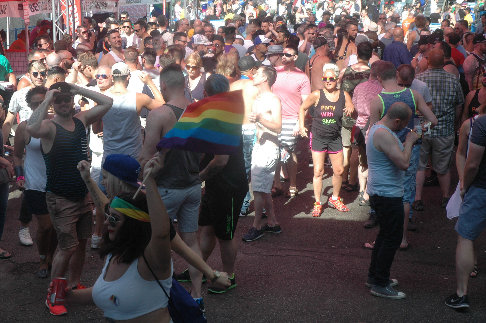 PrideTO_BearGarden_AndrewKaszowski_078