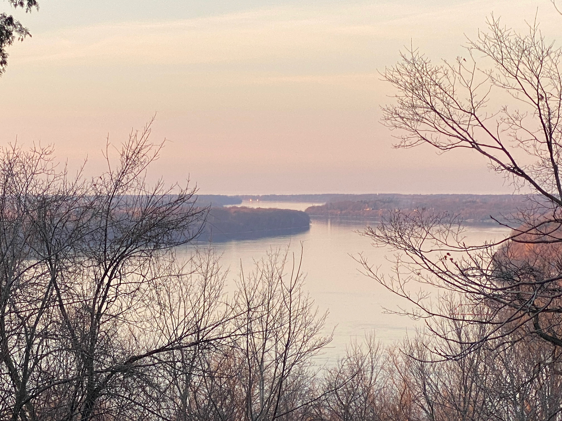 The views of the Niagara River valley from the Escarpment at the Queenston Heights are absolutely stunning