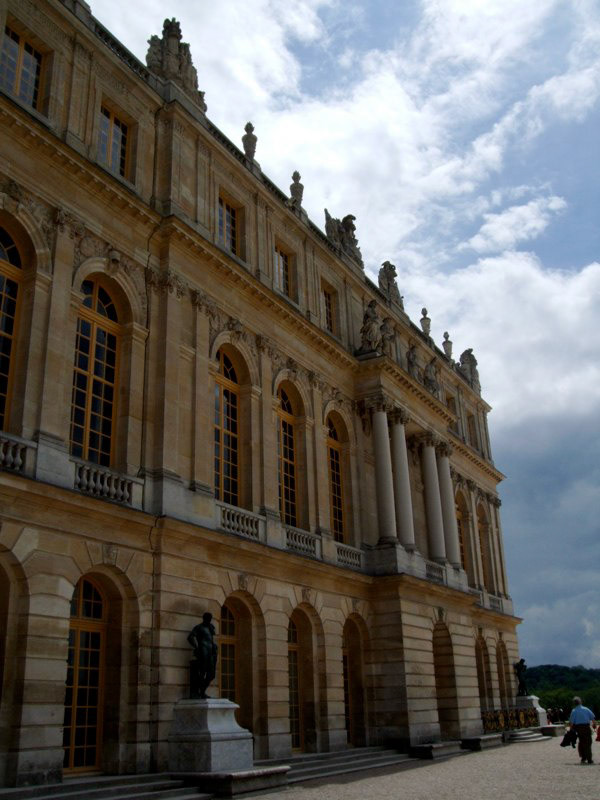 France Days 1 &amp; 2 - Versailles and Normandy