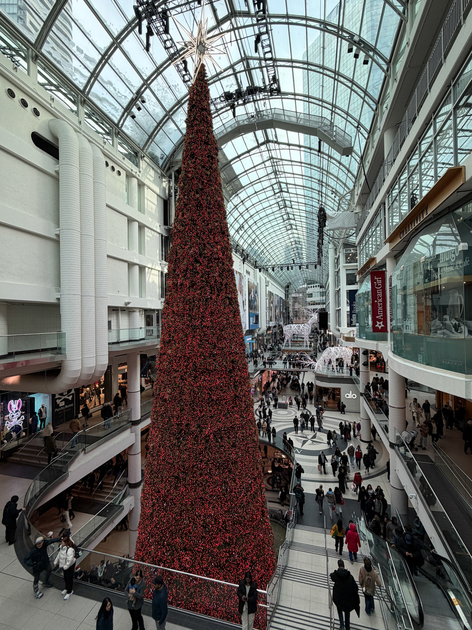 Toronto Eaton Centre Christmas Tree - Dec 30, 2025