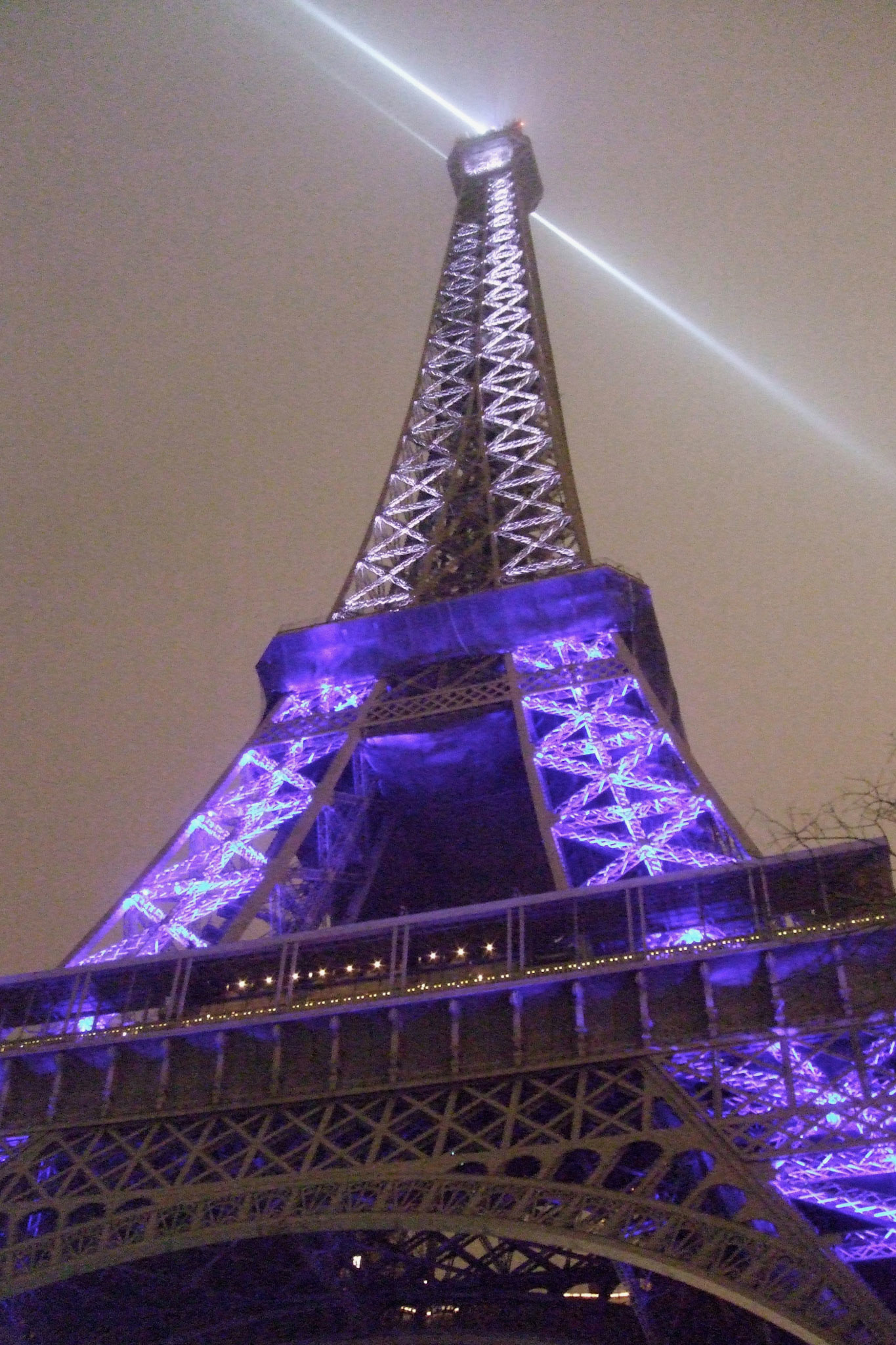 Unfortunately, they didn't have fireworks this New Year's at the Eiffel Tower.