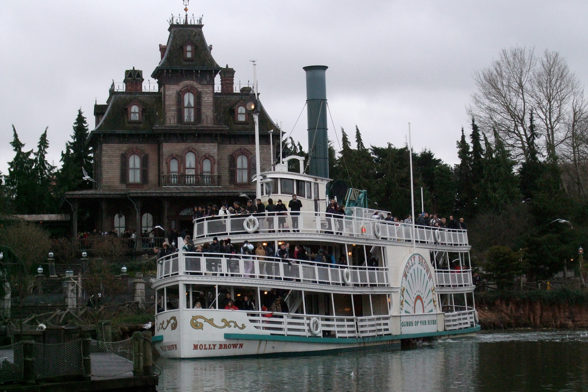 Still more Disneyland scenery