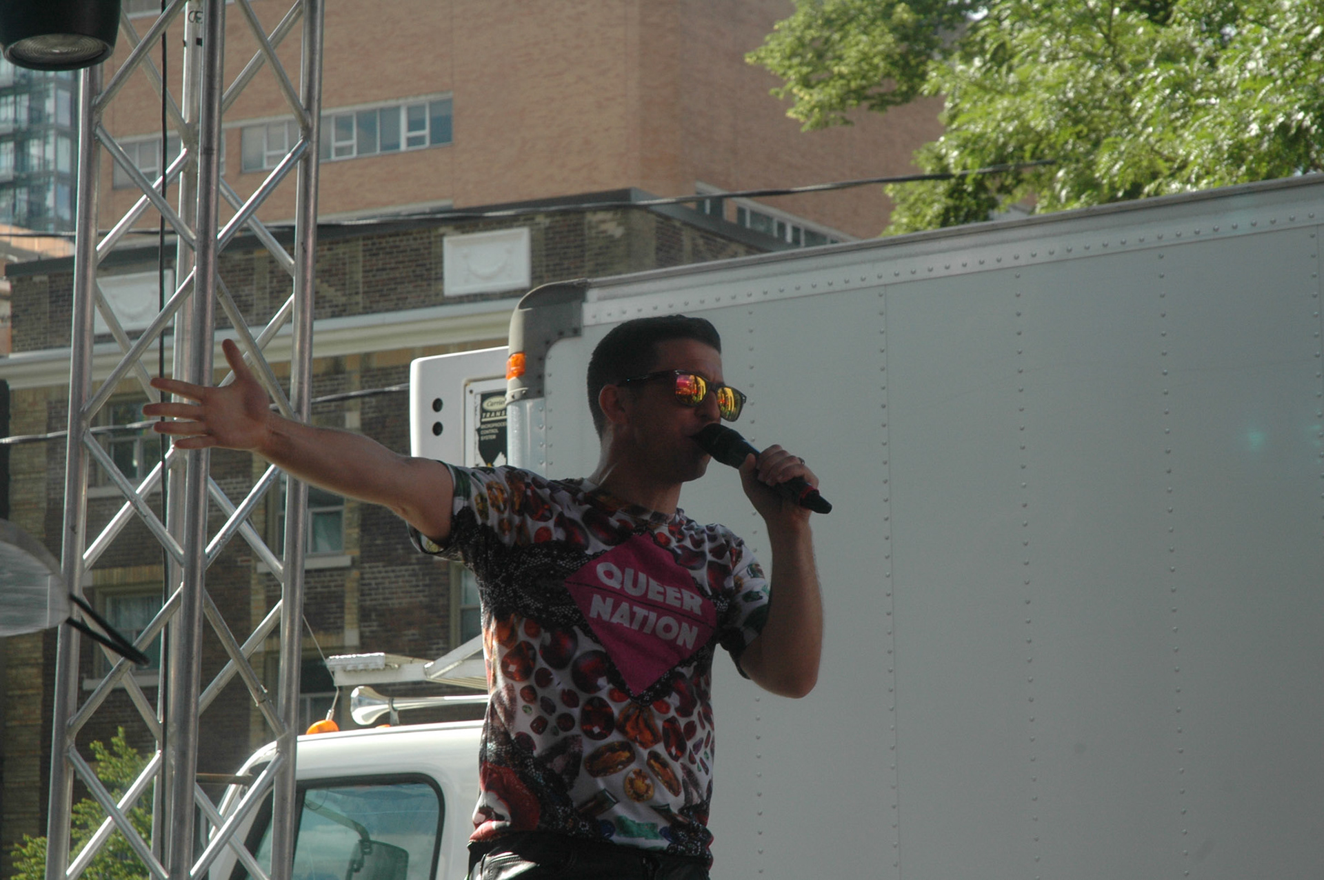 PrideTO_BearGarden_AndrewKaszowski_082