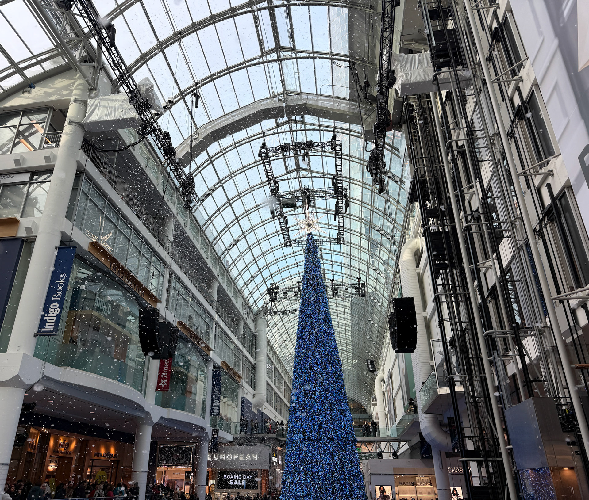 Toronto Eaton Centre Christmas Tree - Dec 30, 2025