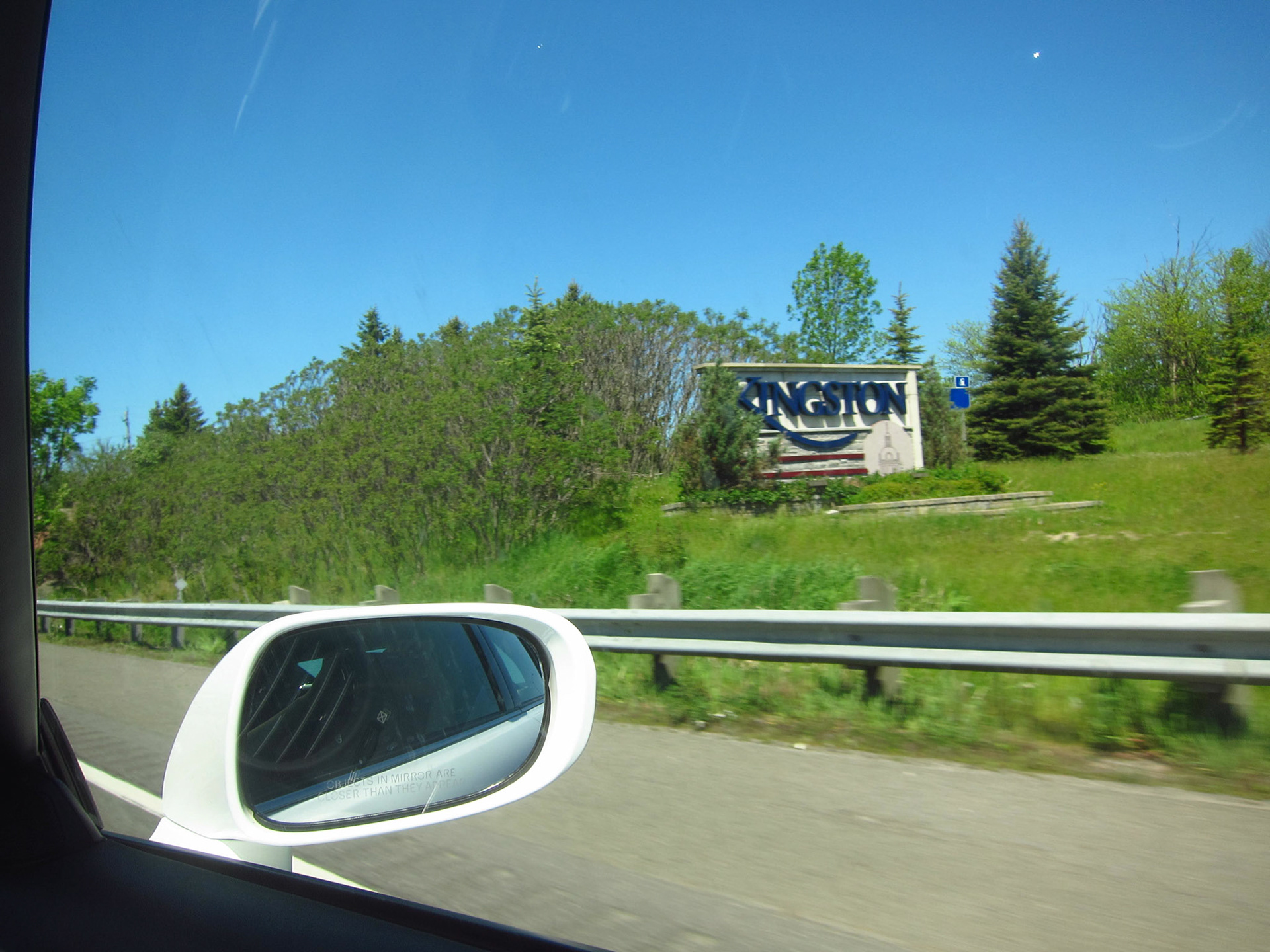 Erin and I met up after our Ottawa adventures and continued our road trip: next stop Kingston