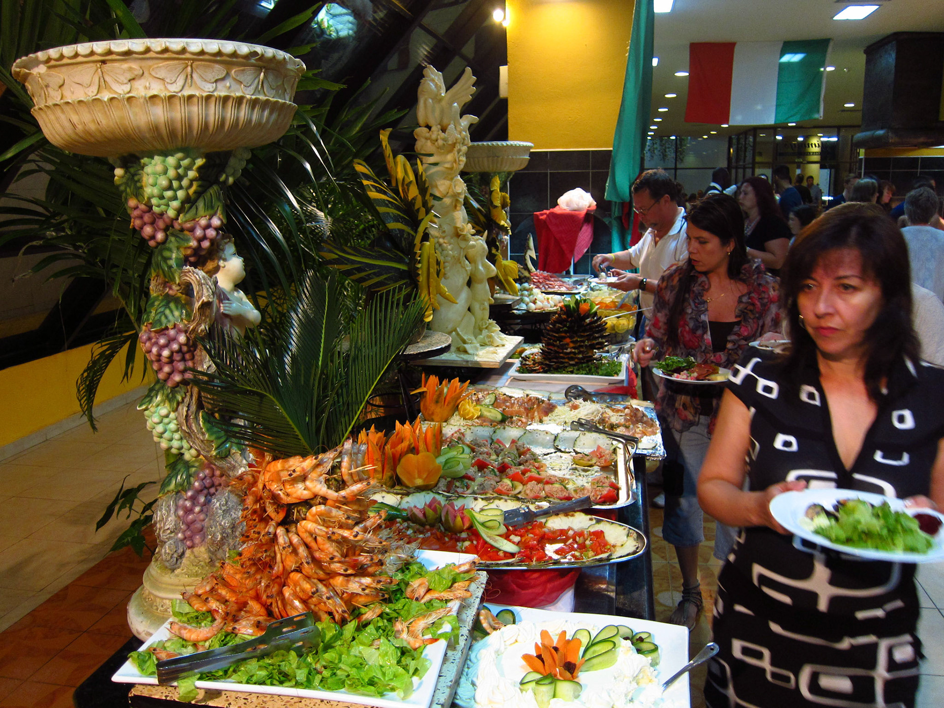 Delicious food options at the buffet