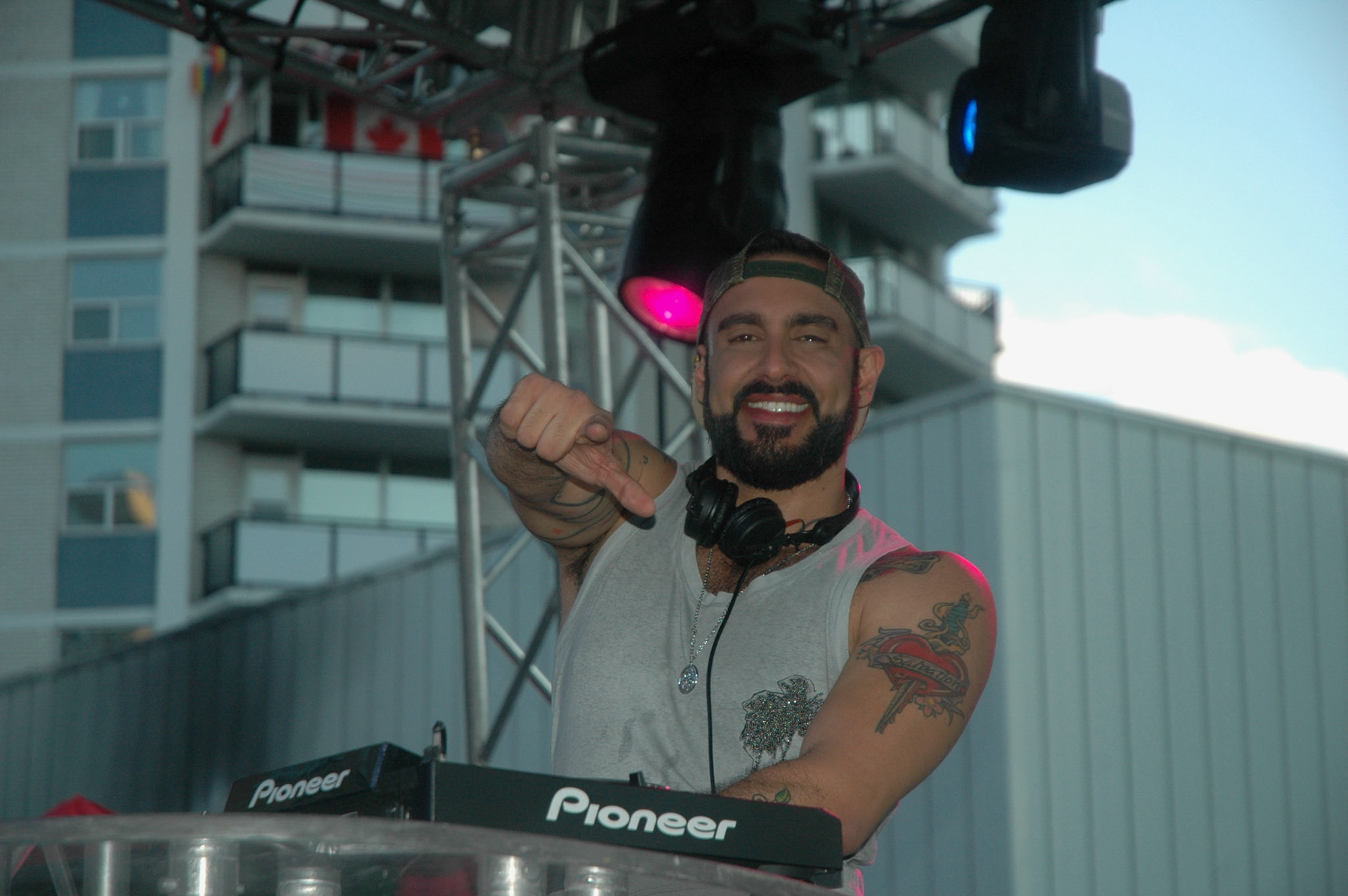 PrideTO_BearGarden_AndrewKaszowski_177