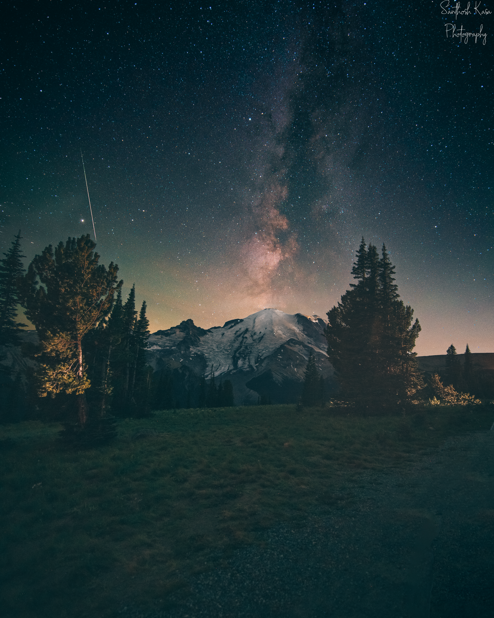 Milky way at Mt. Rainier