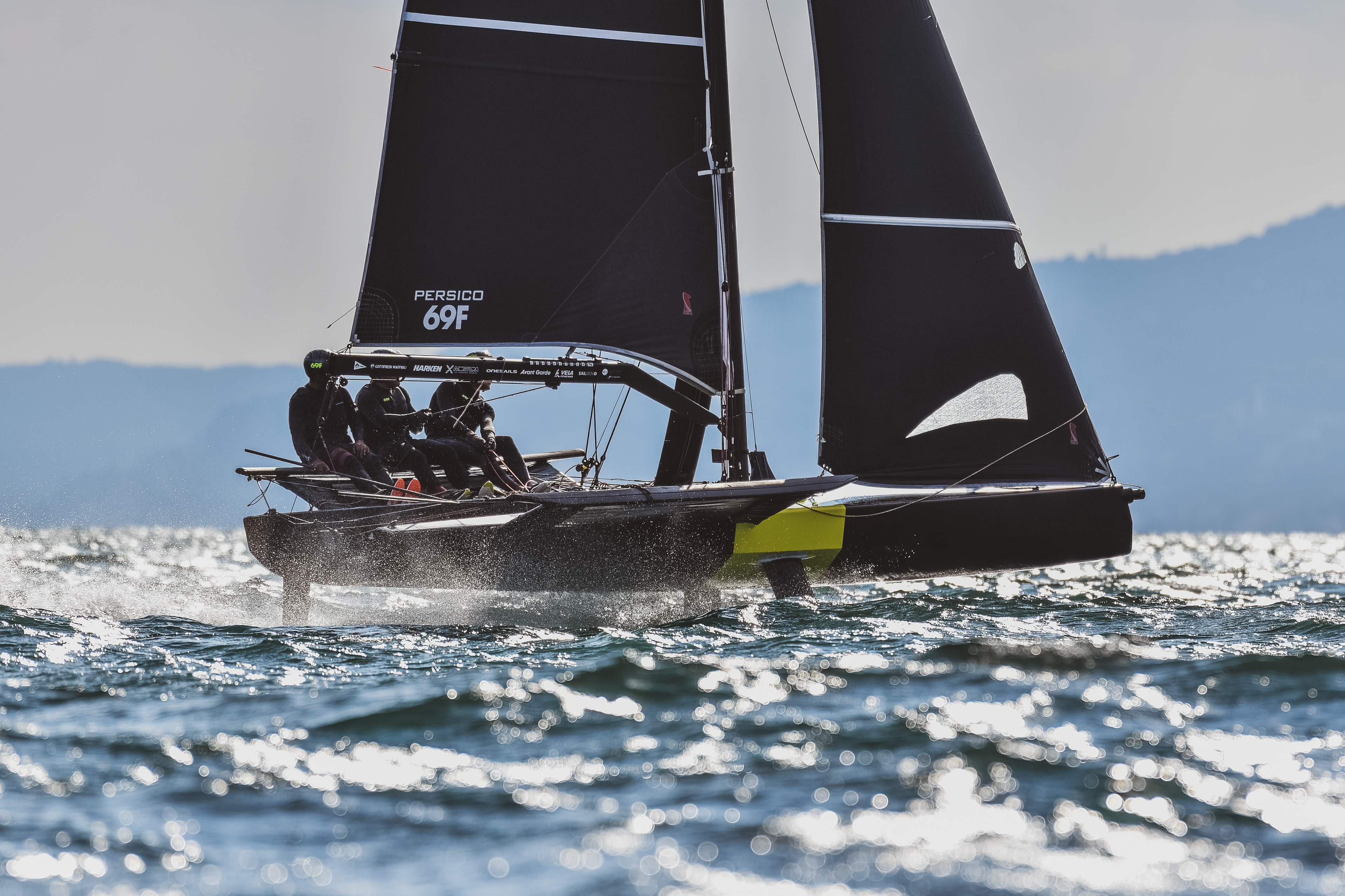 69F Sailing on Garda Lake