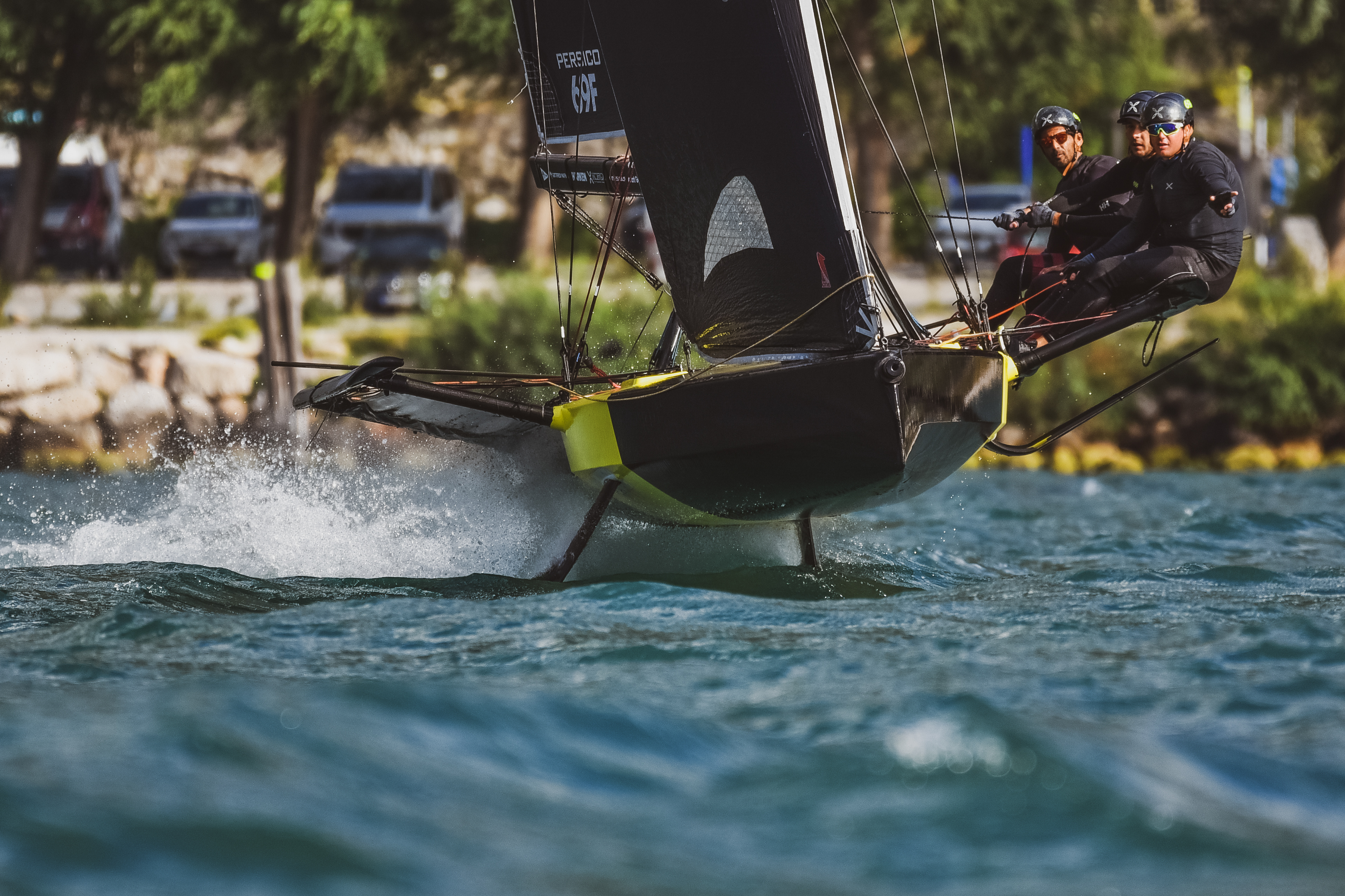 69F Sailing on Garda Lake