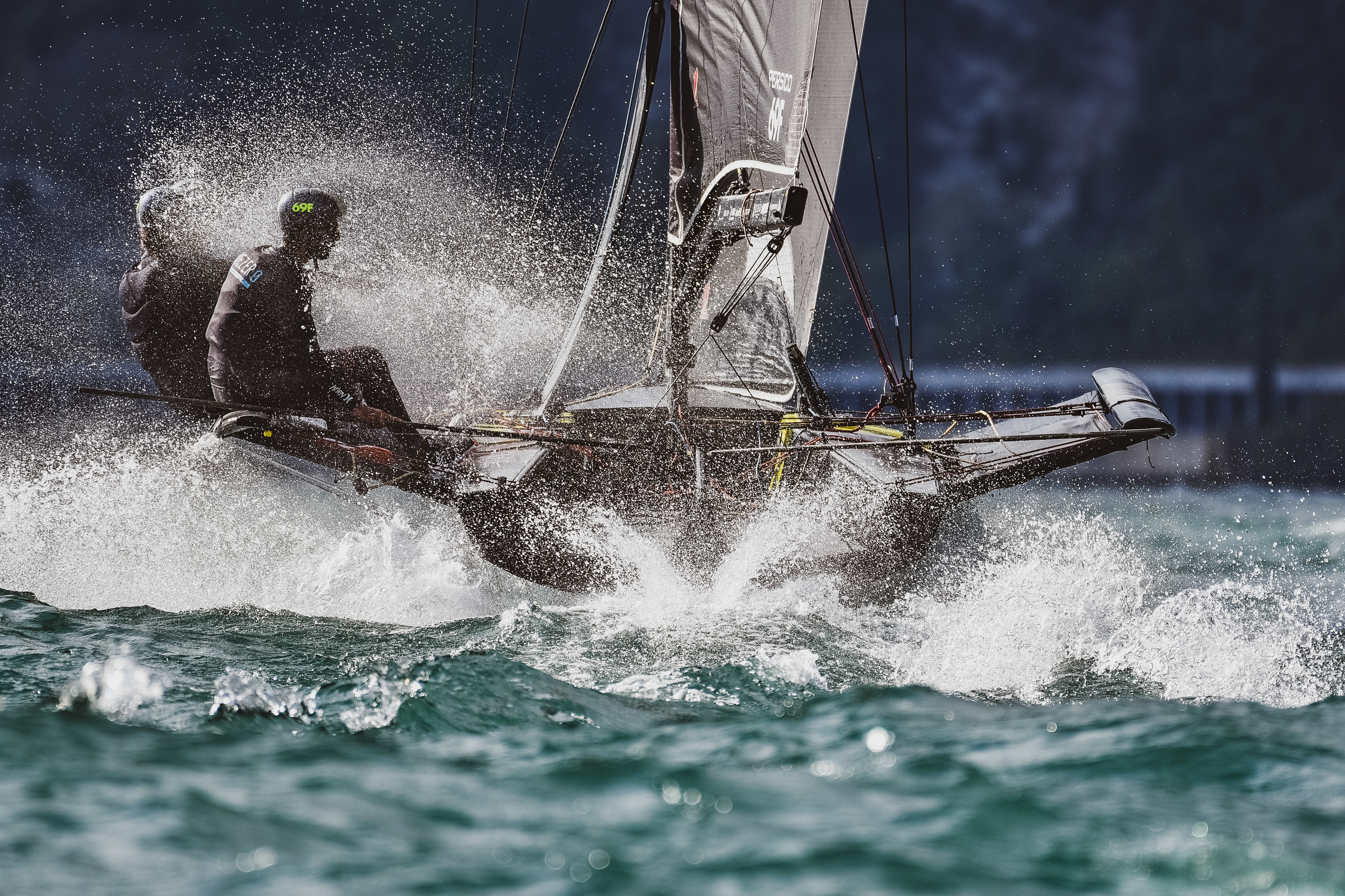 69F Sailing on Garda Lake