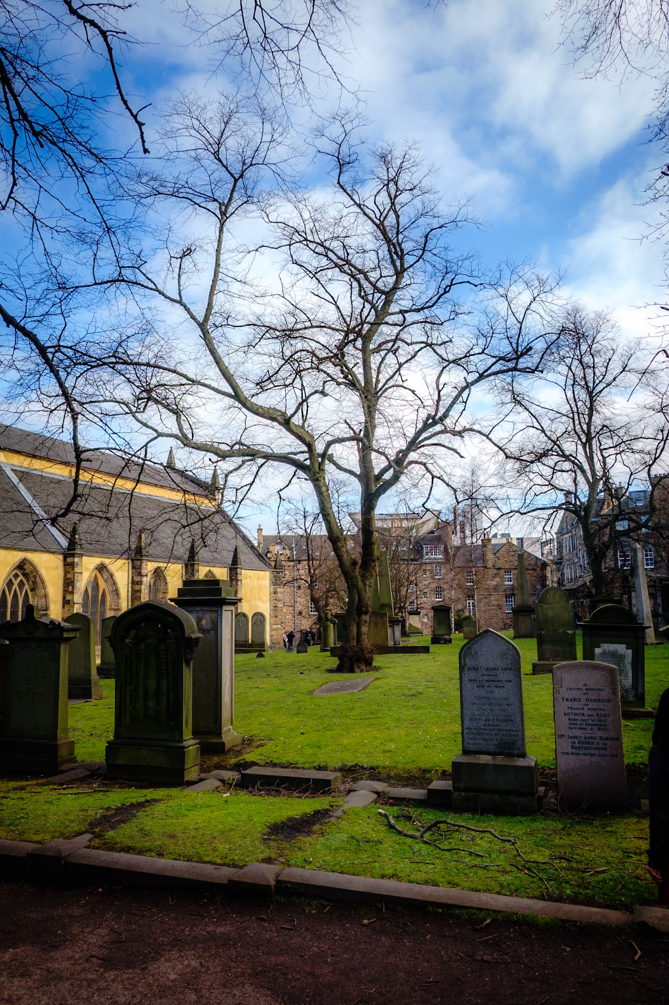 Located in Old Town, this cemetary is famous as the place where a brave dog guarded his master's grave until his own death.