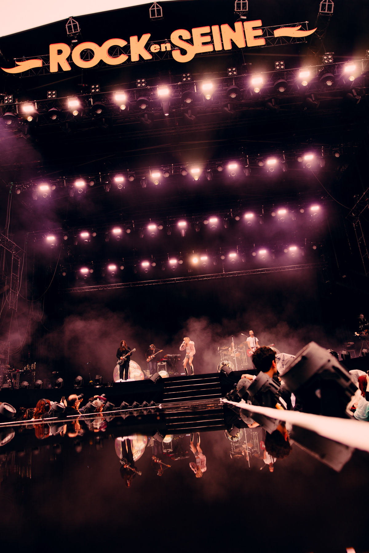 Suki Waterhouse -  Rock en Seine