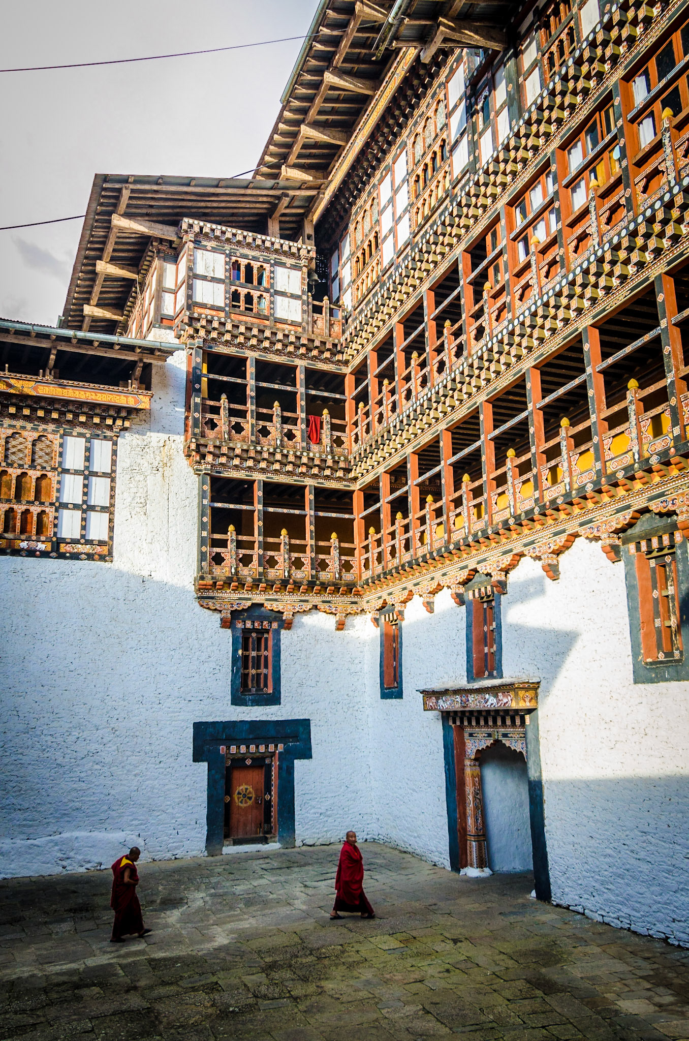 Trongsa Dzong is the largest dzong fortress in Bhutan, located in Trongsa (formerly Tongsa) in Trongsa district, in the centre of the country.