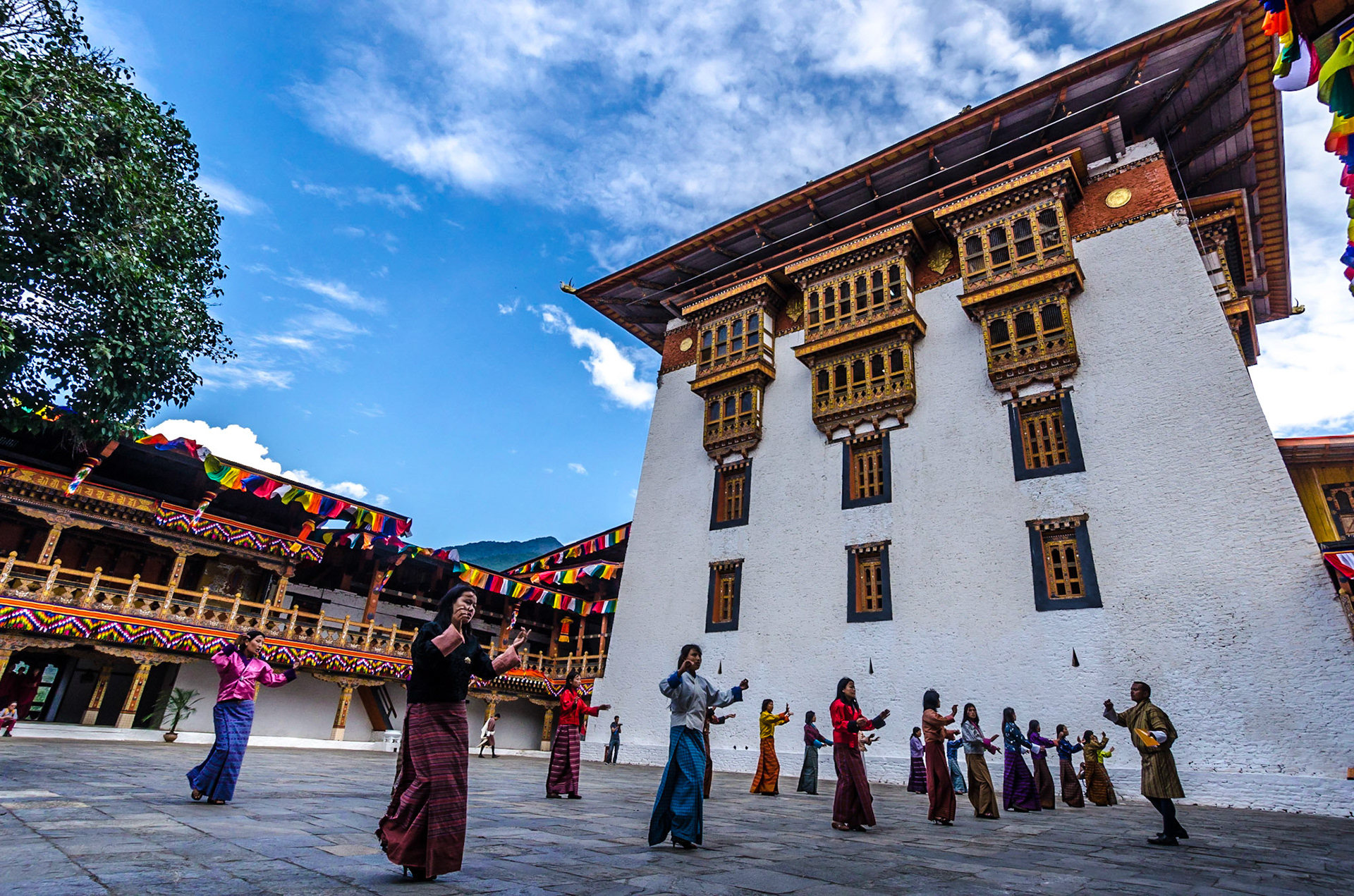 The Punakha Dzong was on of the locations of the royal wedding of the king of Bhutan in 2011