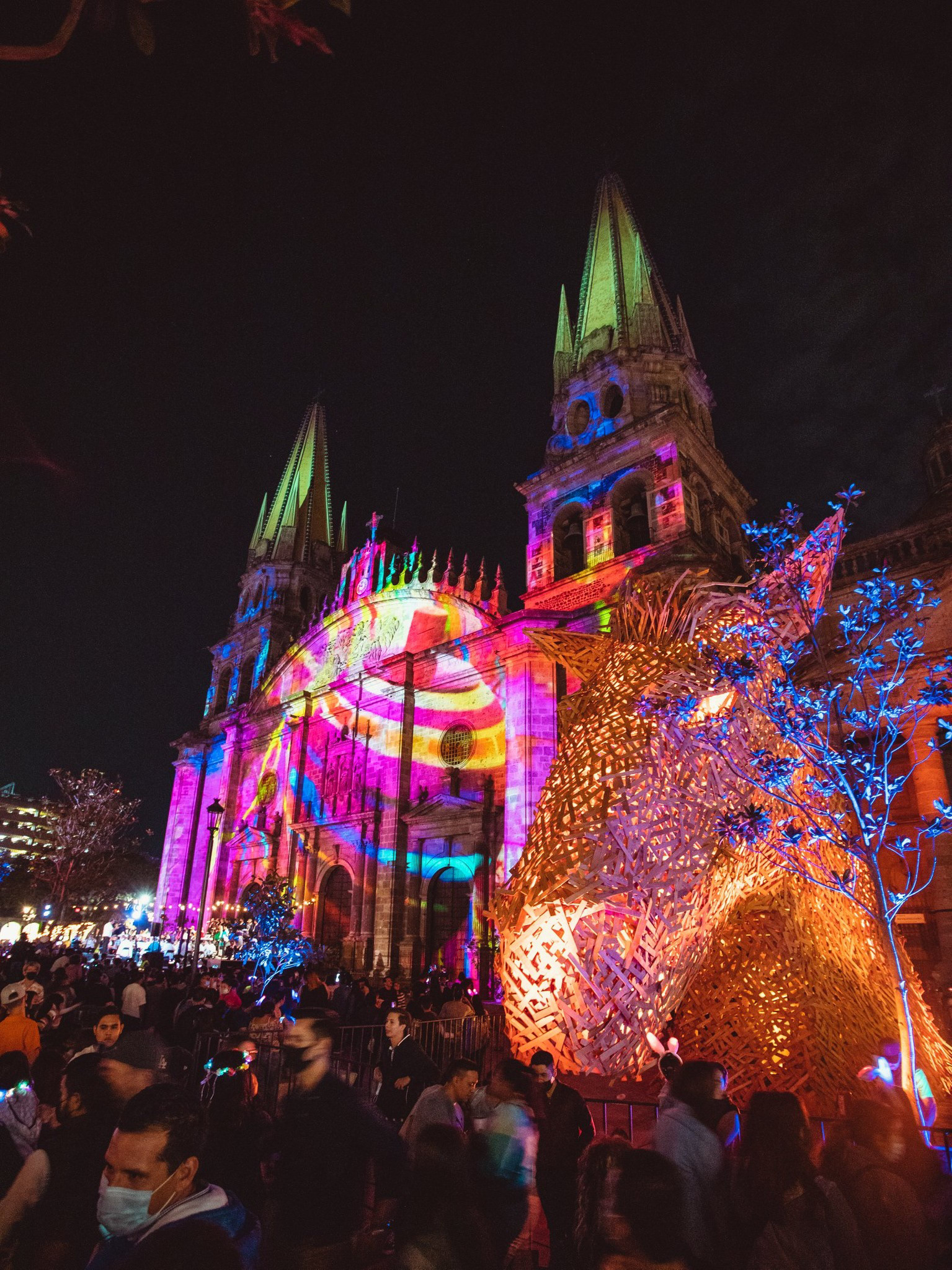 A festival of light, music and mexican folklore