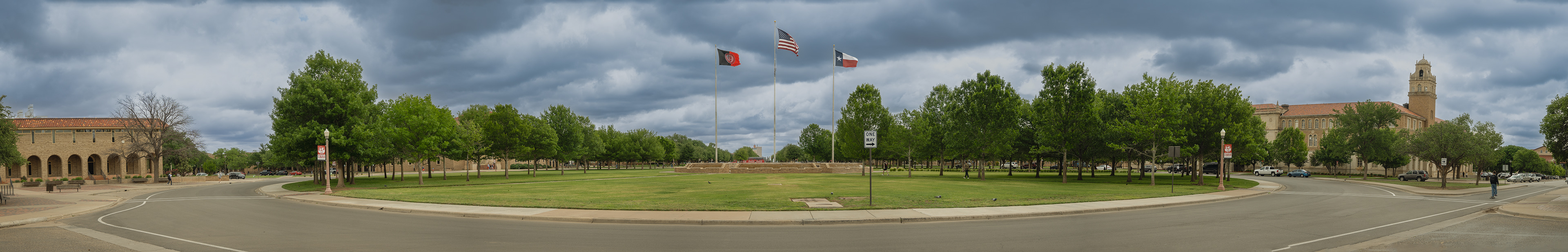 Memorial Circle Panorama (downscaled)